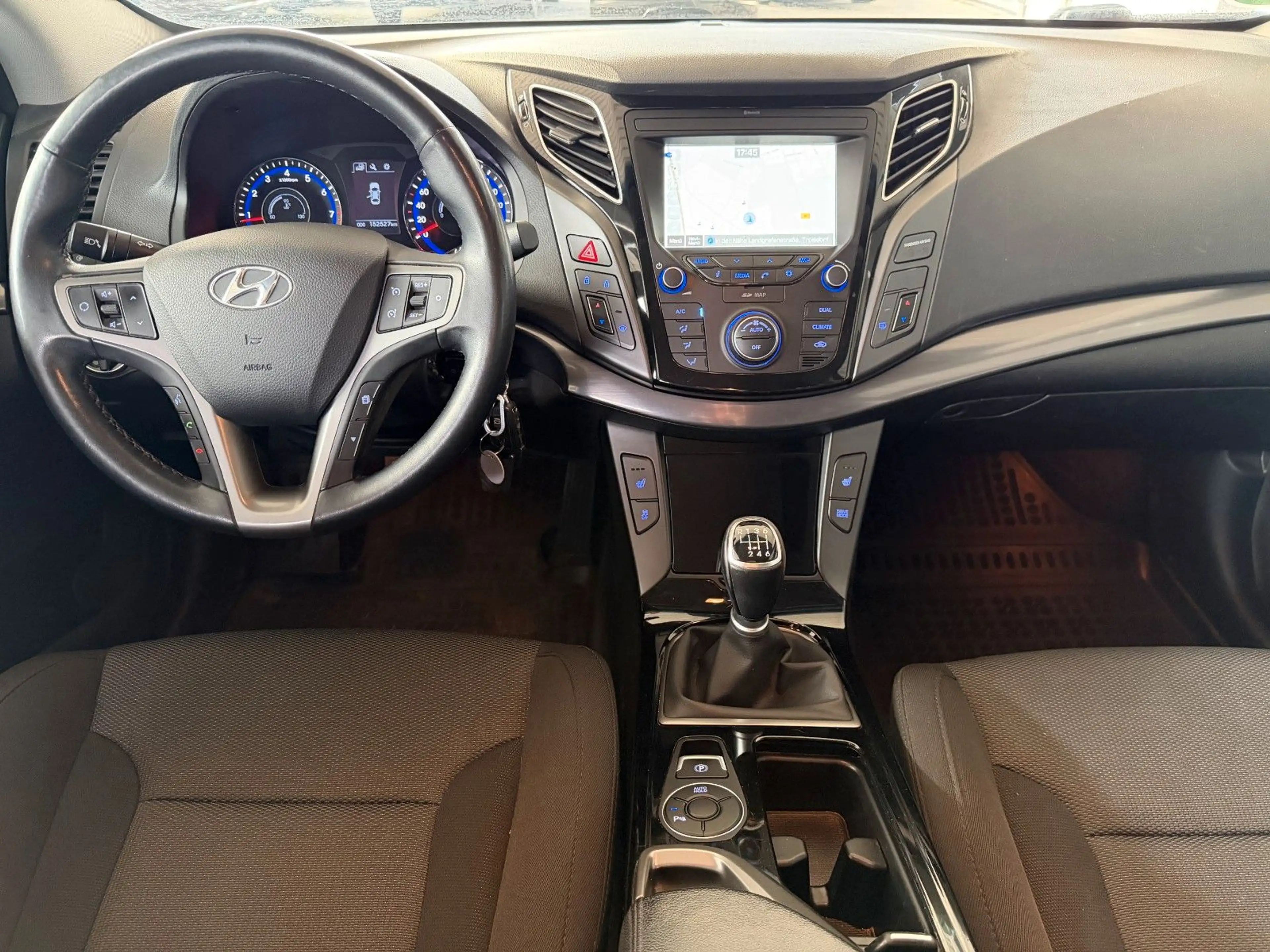 Hyundai i40 cw blue Trend — photo 15