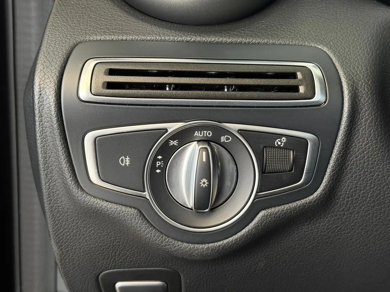 Mercedes-Benz C-Class Limo 9G*3x AMG*WIDE*MBUX*PANO*KAM*LED*18-Z, миниатюра 30