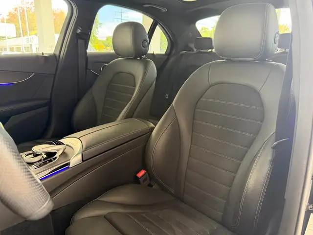 Mercedes-Benz C-Class view 15