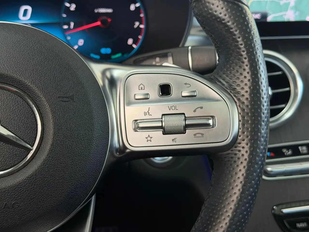 Mercedes-Benz C-Class Limo 9G*3x AMG*WIDE*MBUX*PANO*KAM*LED*18-Z, миниатюра 25