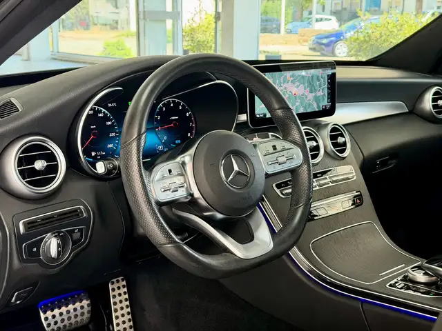 Mercedes-Benz C-Class view 14