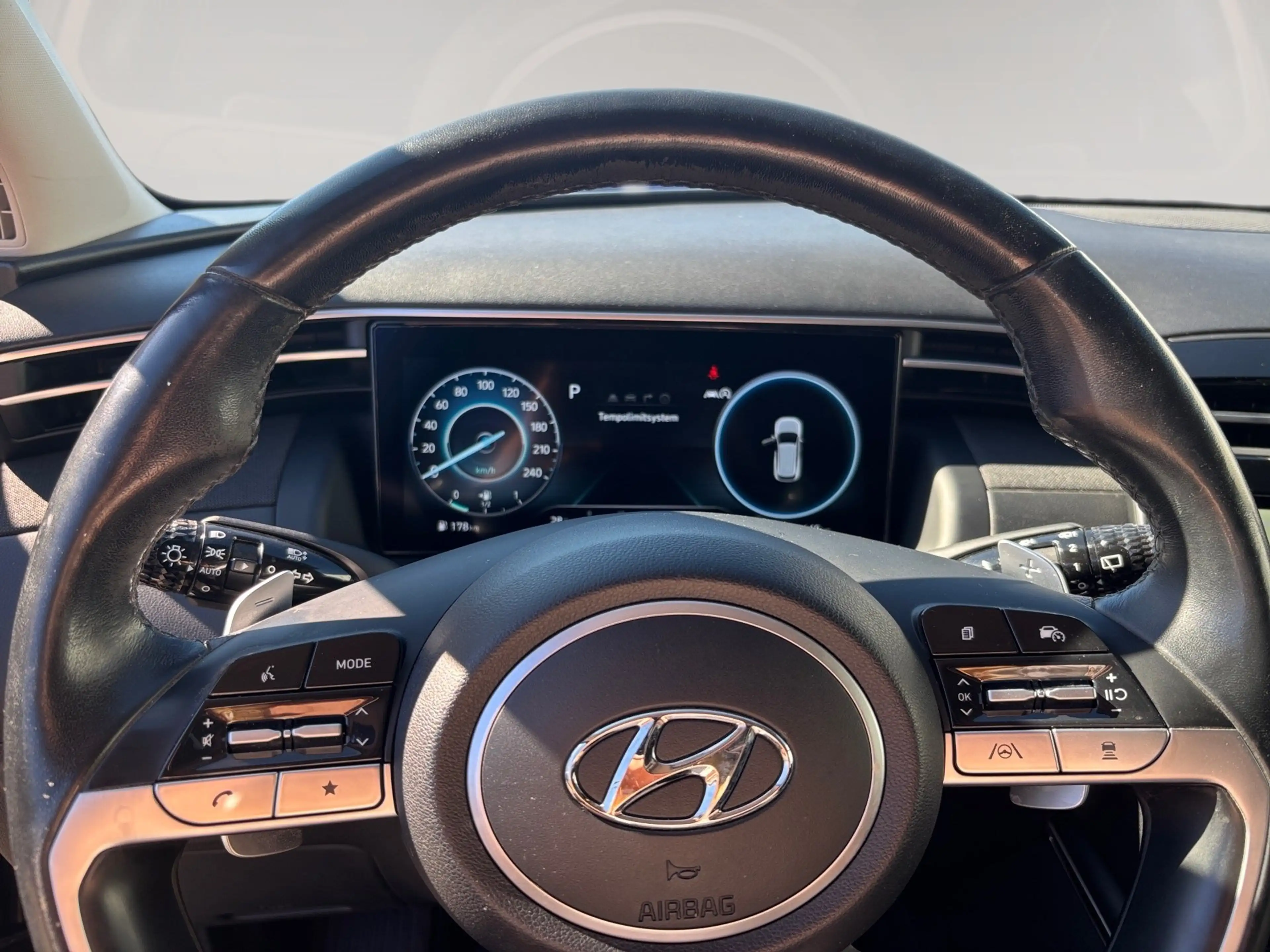 Hyundai TUCSON 1.6 150PS Trend Navi — photo 8