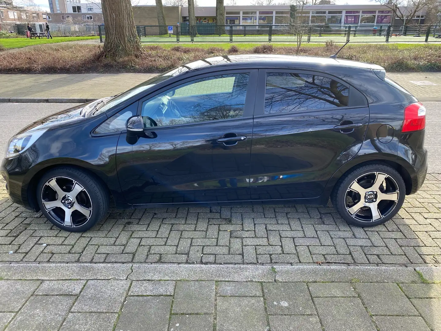 Kia Rio 1.2 CVVT Super Pack | KEYLESS | NAP Negro - 1