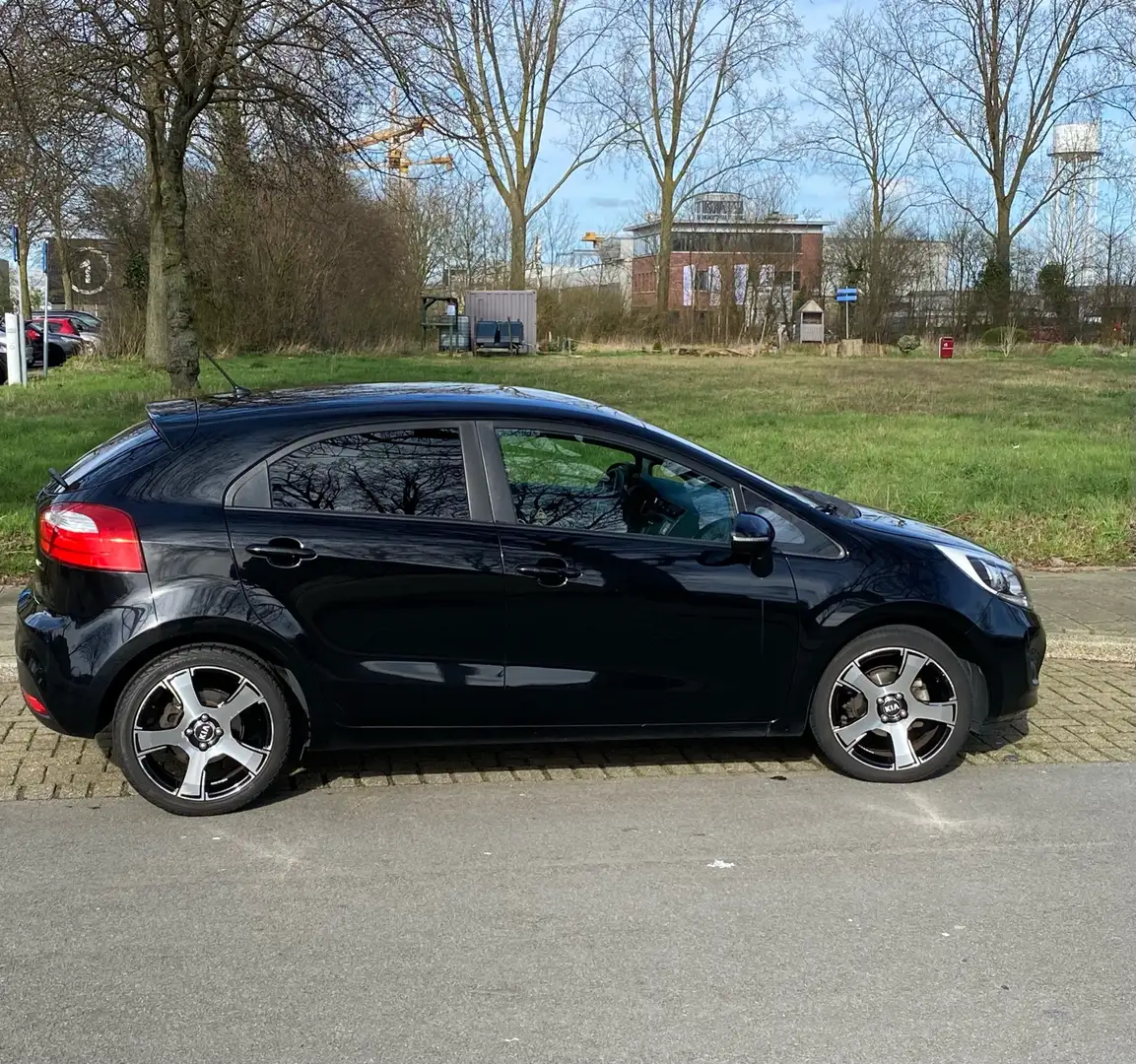 Kia Rio 1.2 CVVT Super Pack | KEYLESS | NAP Negro - 2