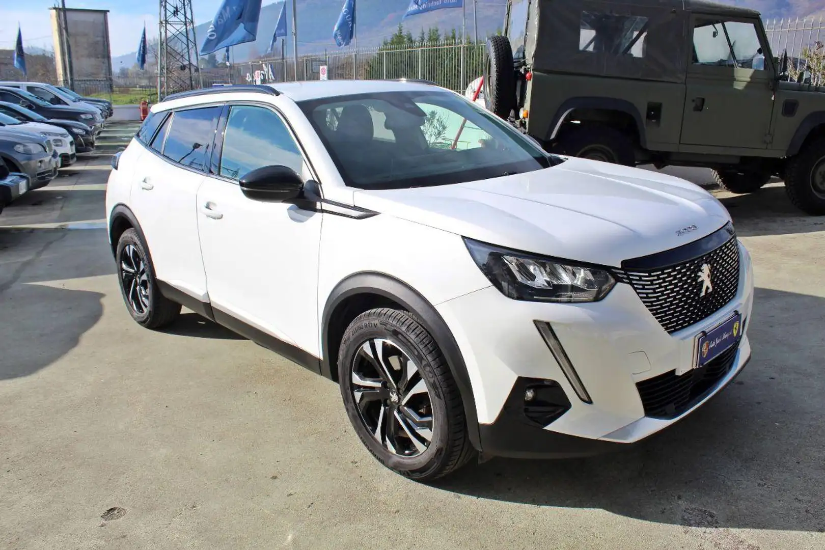 Peugeot 2008 BlueHDi 130 S&S EAT8 GT Pack Blanc - 2