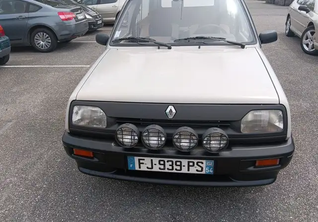 Renault Express view 5