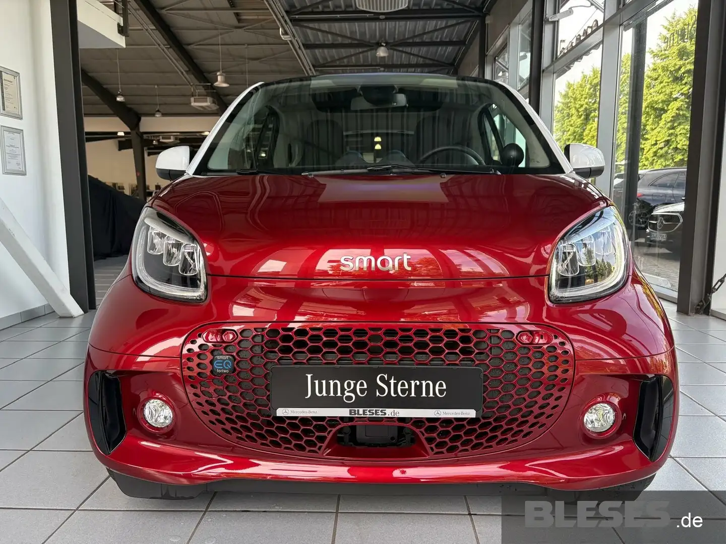 smart forTwo EQ fortwo Exclusive Plus+22kW+Winter-P+Pano+LED BC Rot - 2
