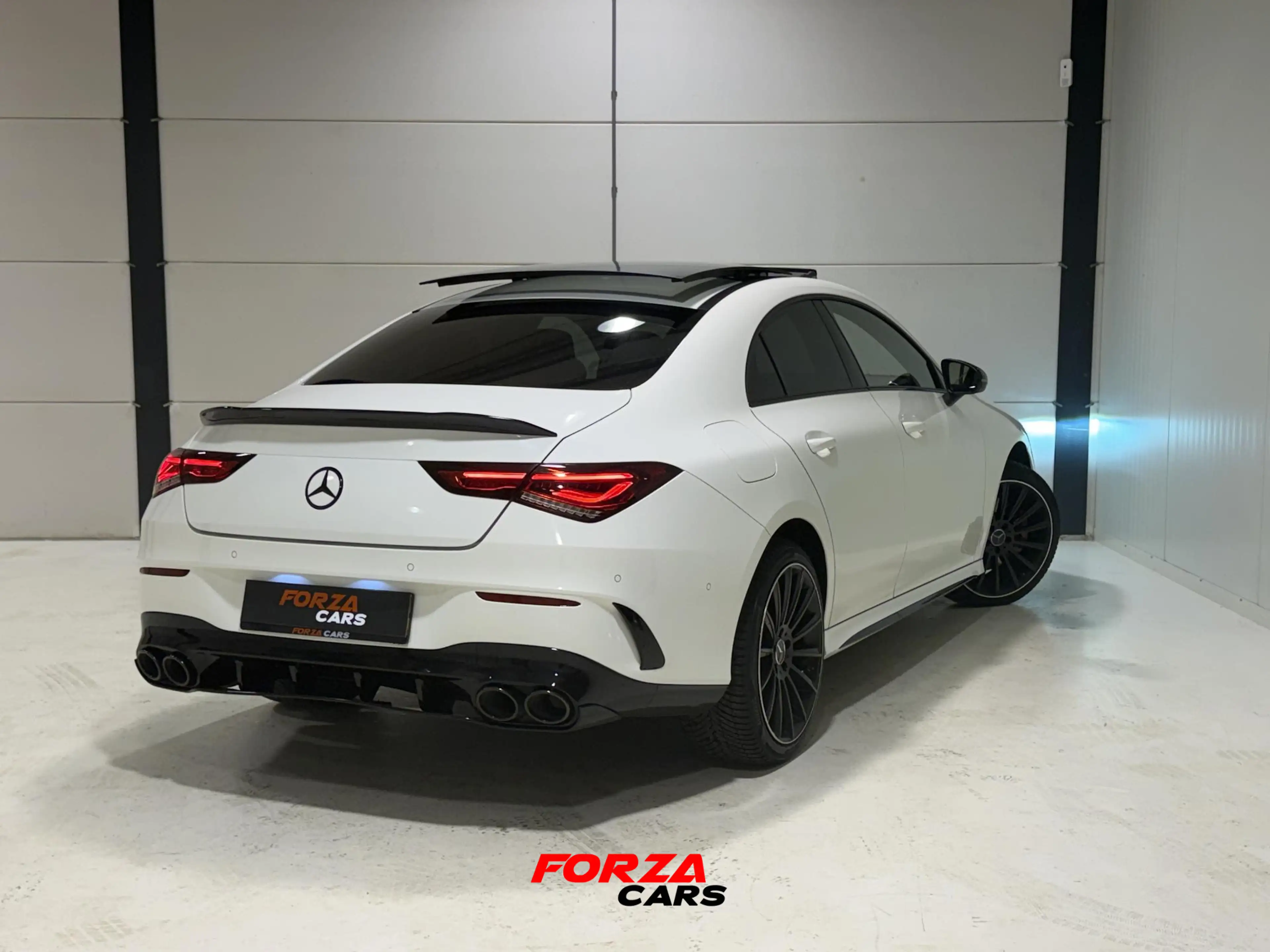 Mercedes-Benz CLA 250 e AMG PANO | CAM | Sfeer — photo 5