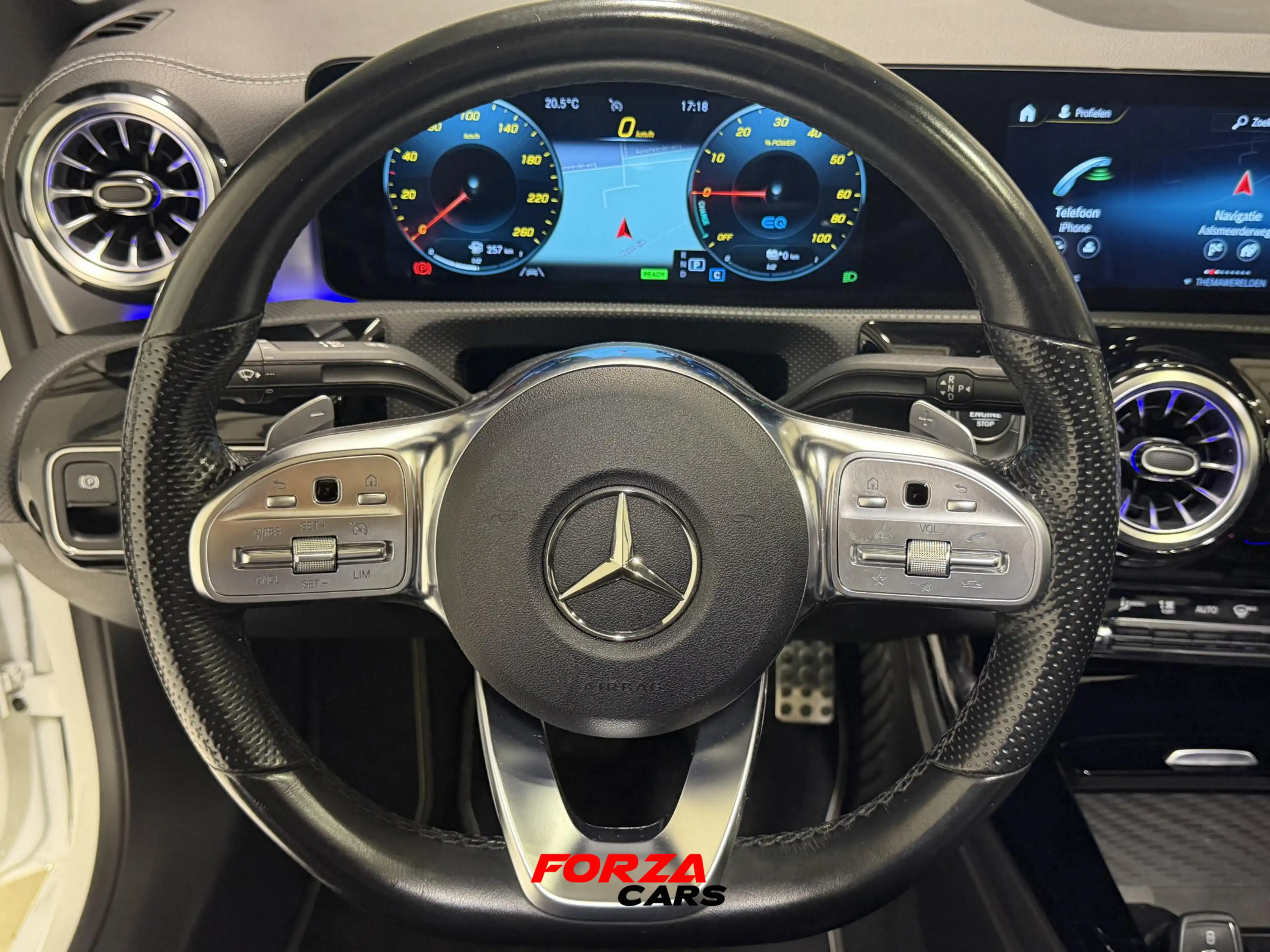 Mercedes-Benz CLA 250 e AMG PANO | CAM | Sfeer — photo 11
