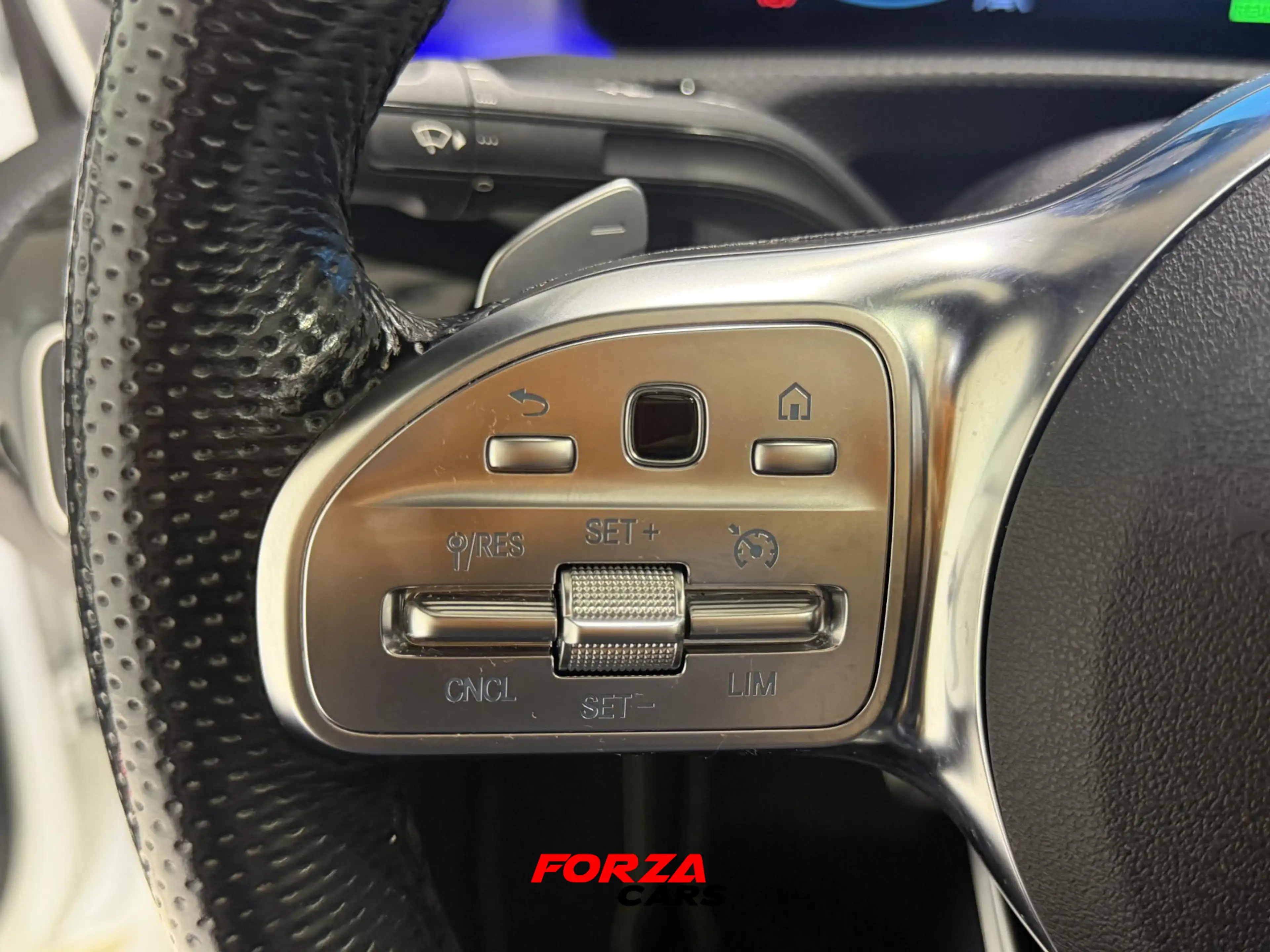 Mercedes-Benz CLA 250 e AMG PANO | CAM | Sfeer — photo 12