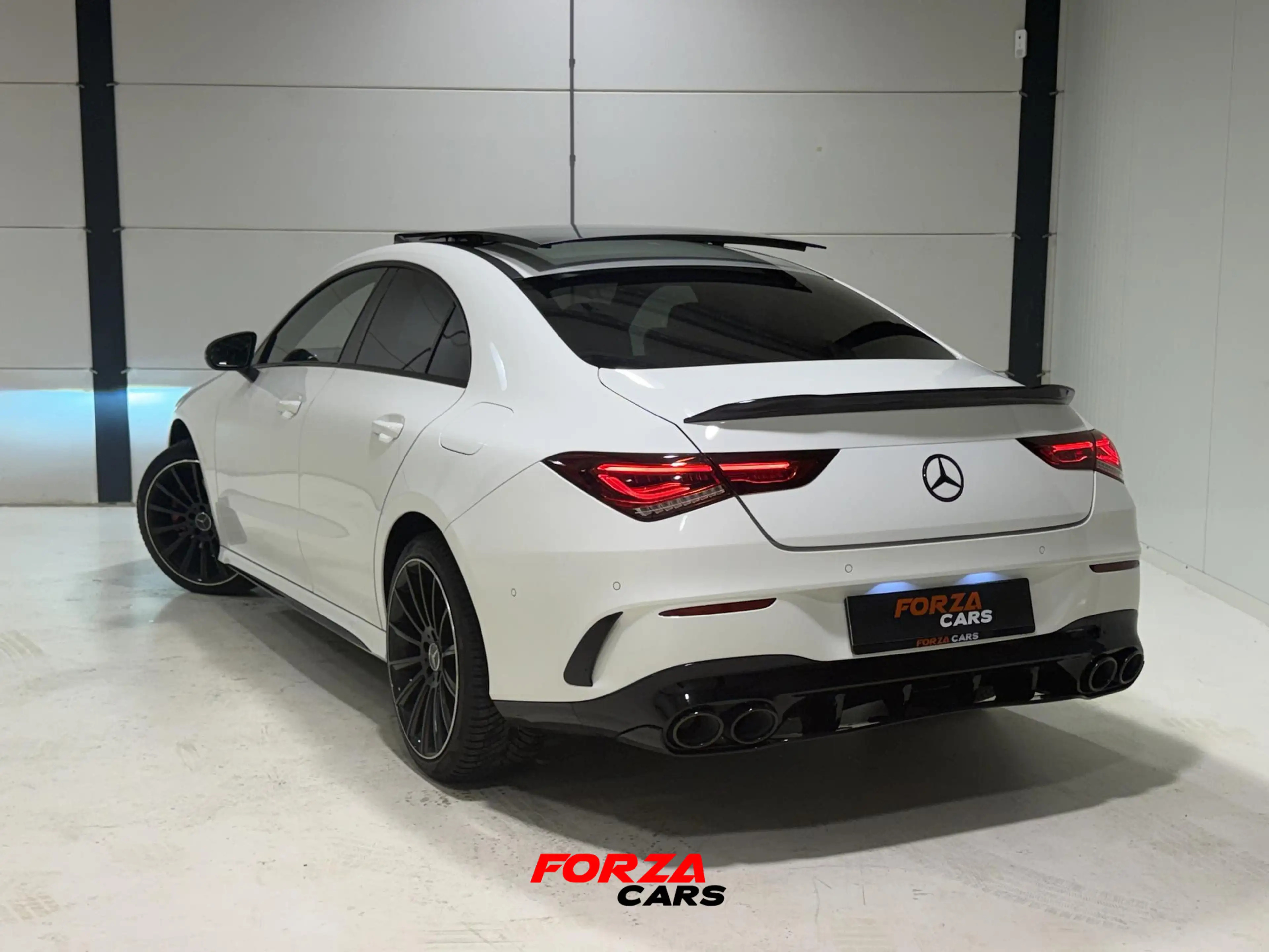 Mercedes-Benz CLA 250 e AMG PANO | CAM | Sfeer — photo 3