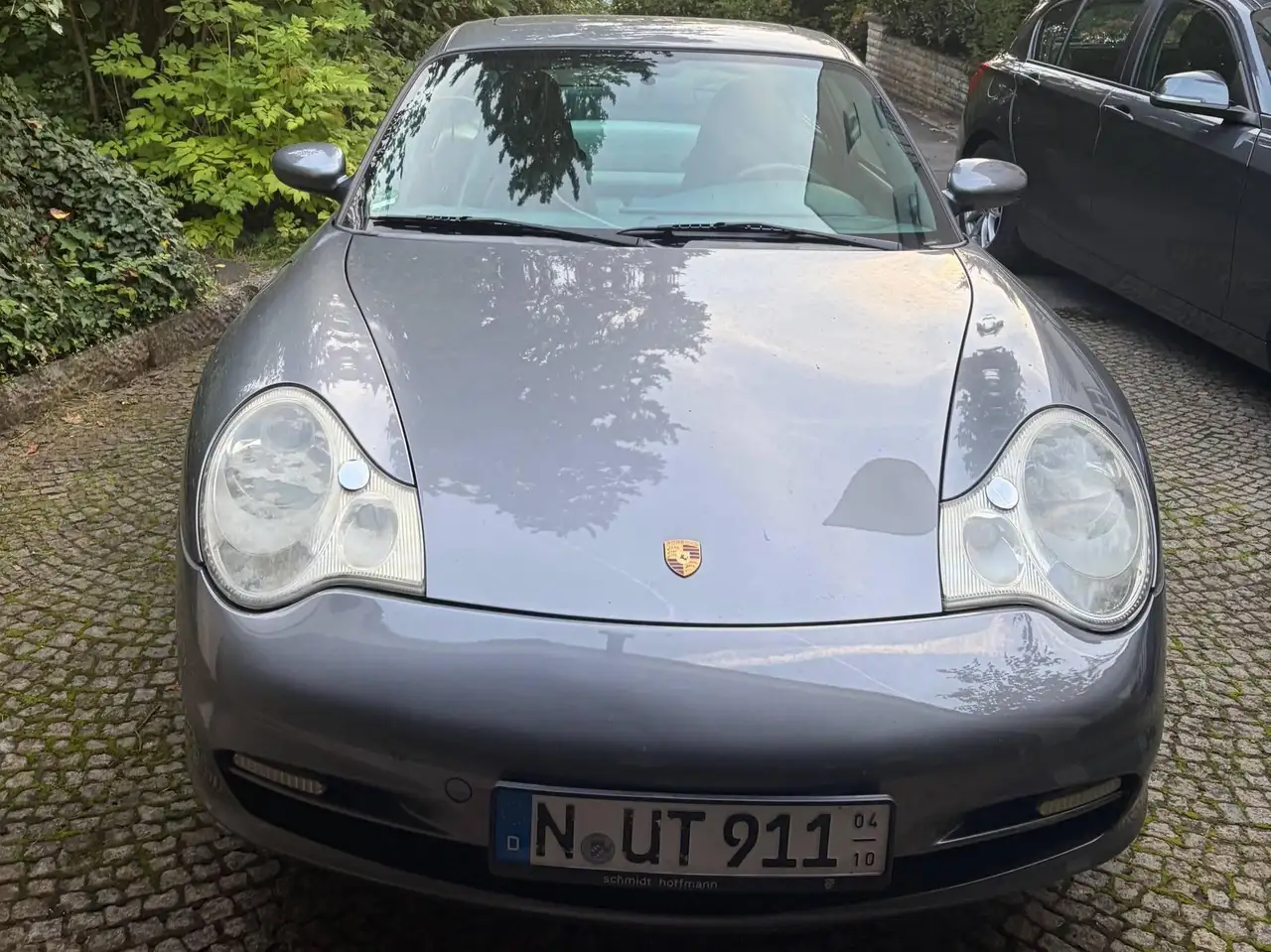 Porsche 996 911 Carrera 4, foto 2