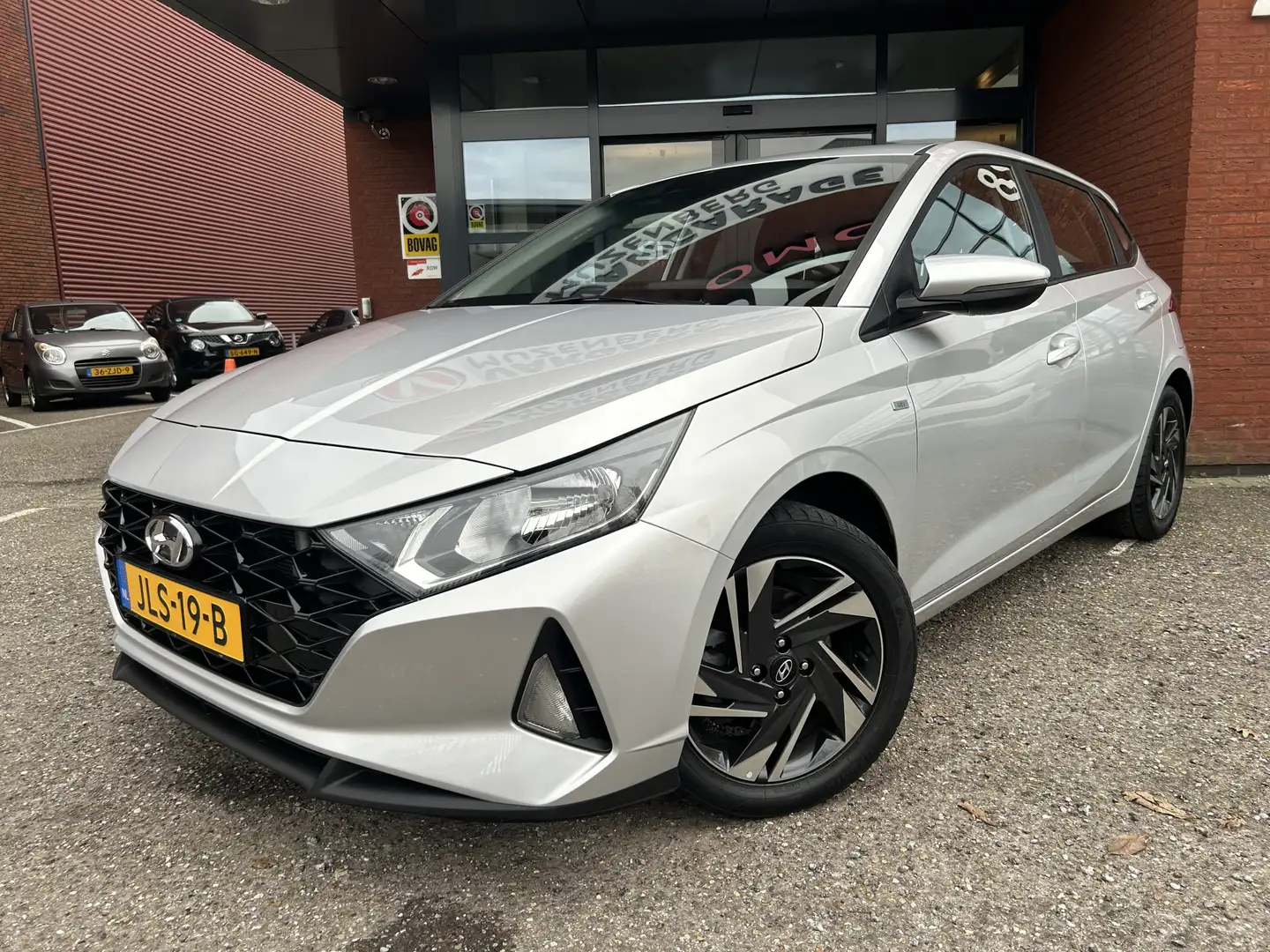 Hyundai i20 1.0 T-GDI Comfort Smart // DIGITAL COCKPIT // CRUI Zilver - 2