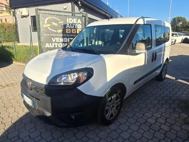 Fiat Doblo view 3