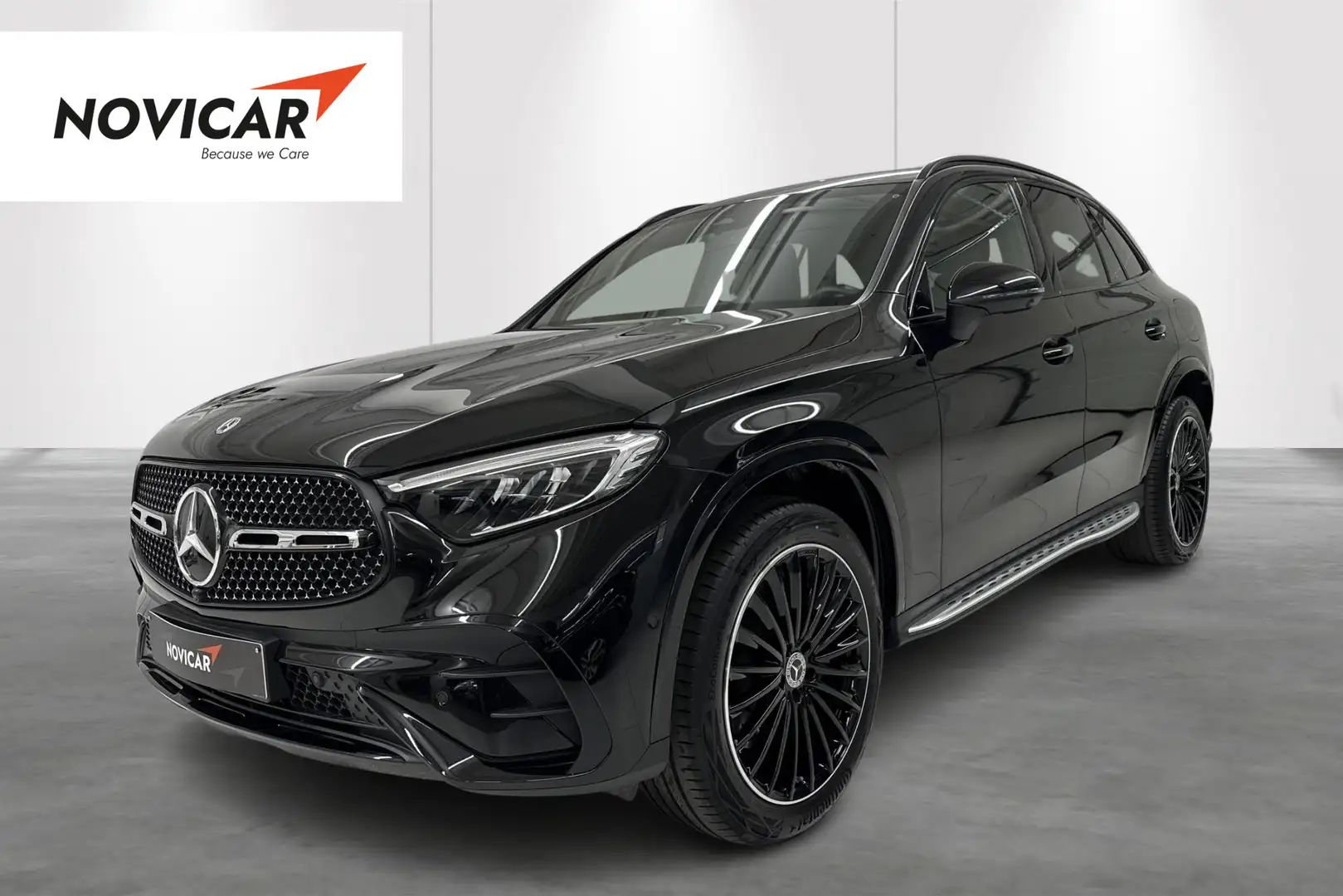 Mercedes-Benz GLC 300 GLC de 4MATIC AMG Line Zwart - 1