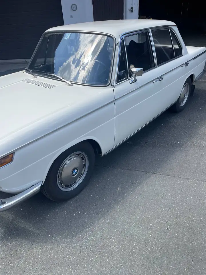 BMW Neue Klasse 1800, foto 3