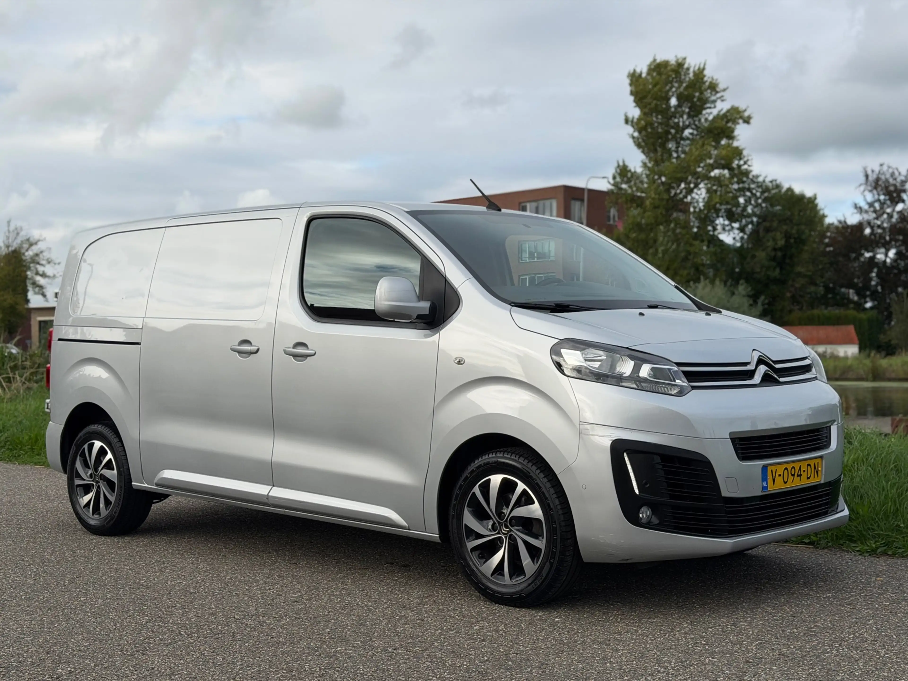 Citroen Jumpy 2.0 BlueHDI 120 Club M S&S EURO 6 PDC CRUISE AIRCO — photo 6
