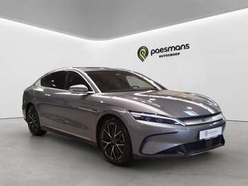 EXECUTIVE AWD
