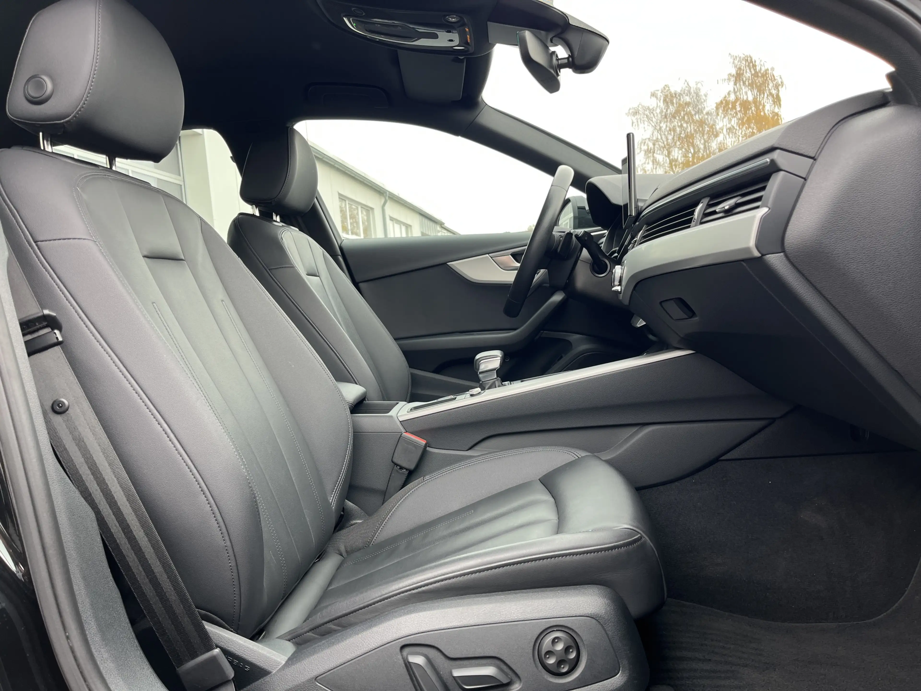 Audi A4 Avant 35 2.0 TFSI S tronic S line 156€ m.20% Anz — photo 15