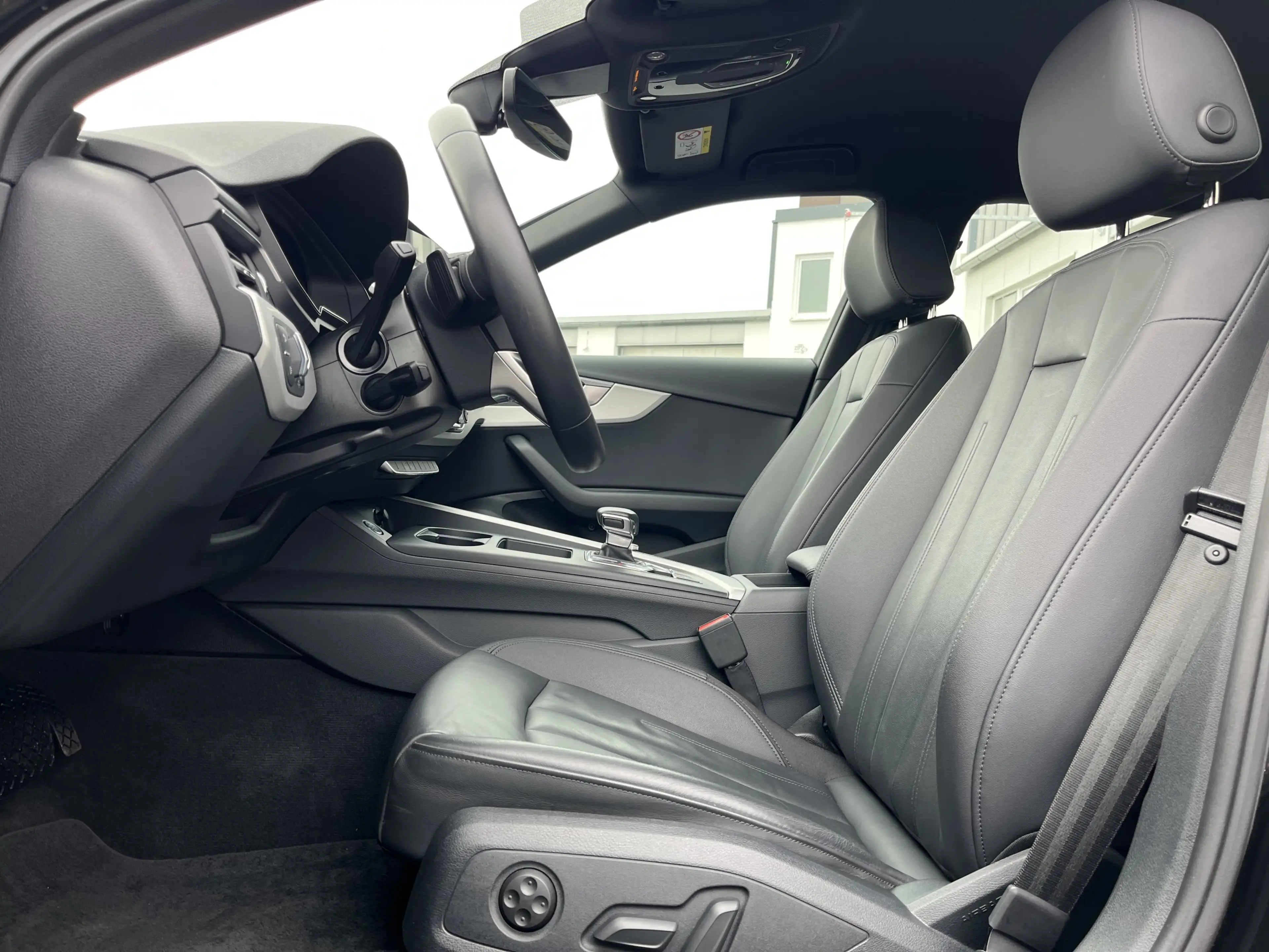 Audi A4 Avant 35 2.0 TFSI S tronic S line 156€ m.20% Anz — photo 13
