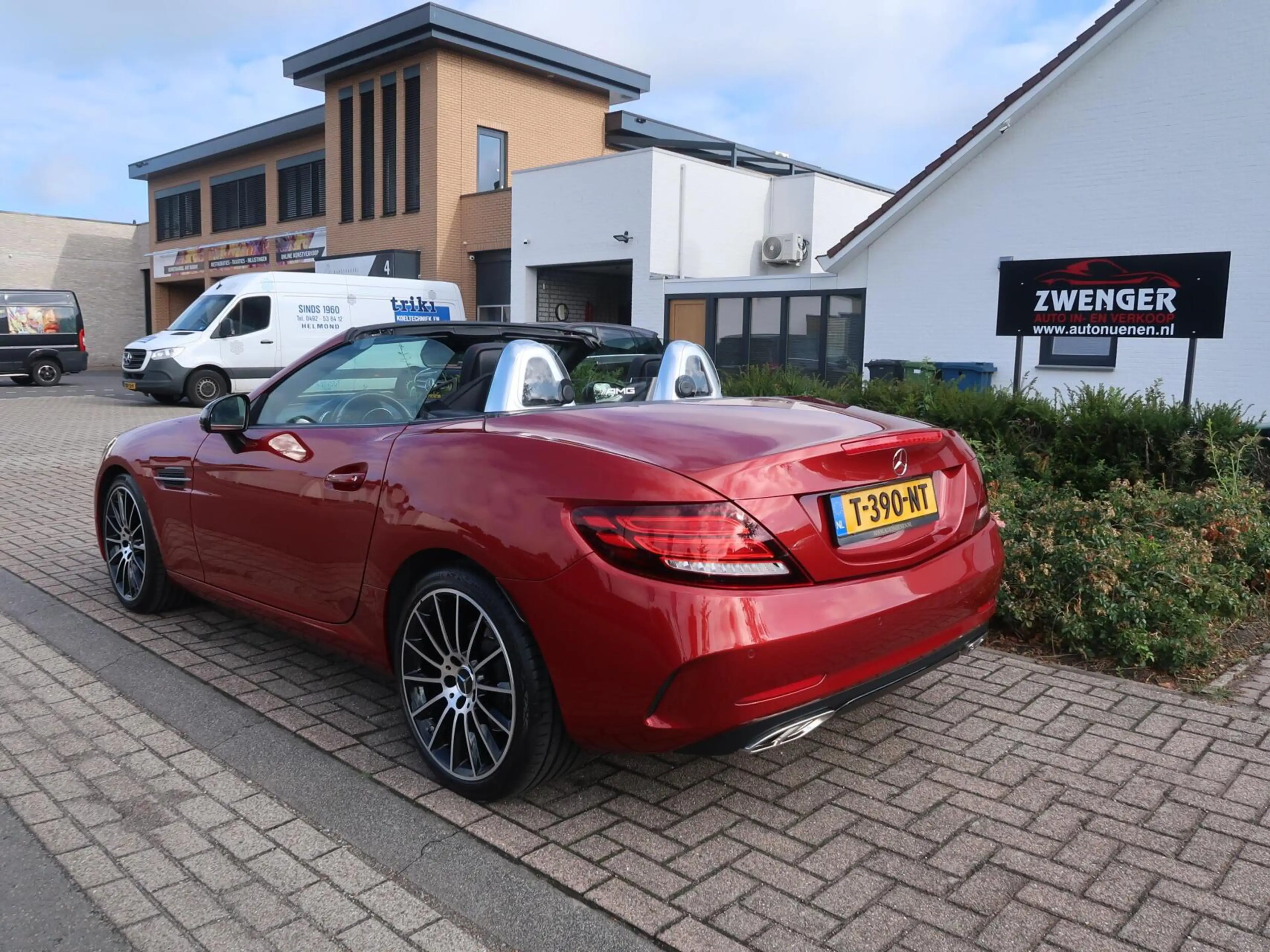 Mercedes-Benz SLC 200 Aut AMG-NIGHT|PANORAMADAK|CAMERA|AIRSCARF|PDC|LED| — photo 3