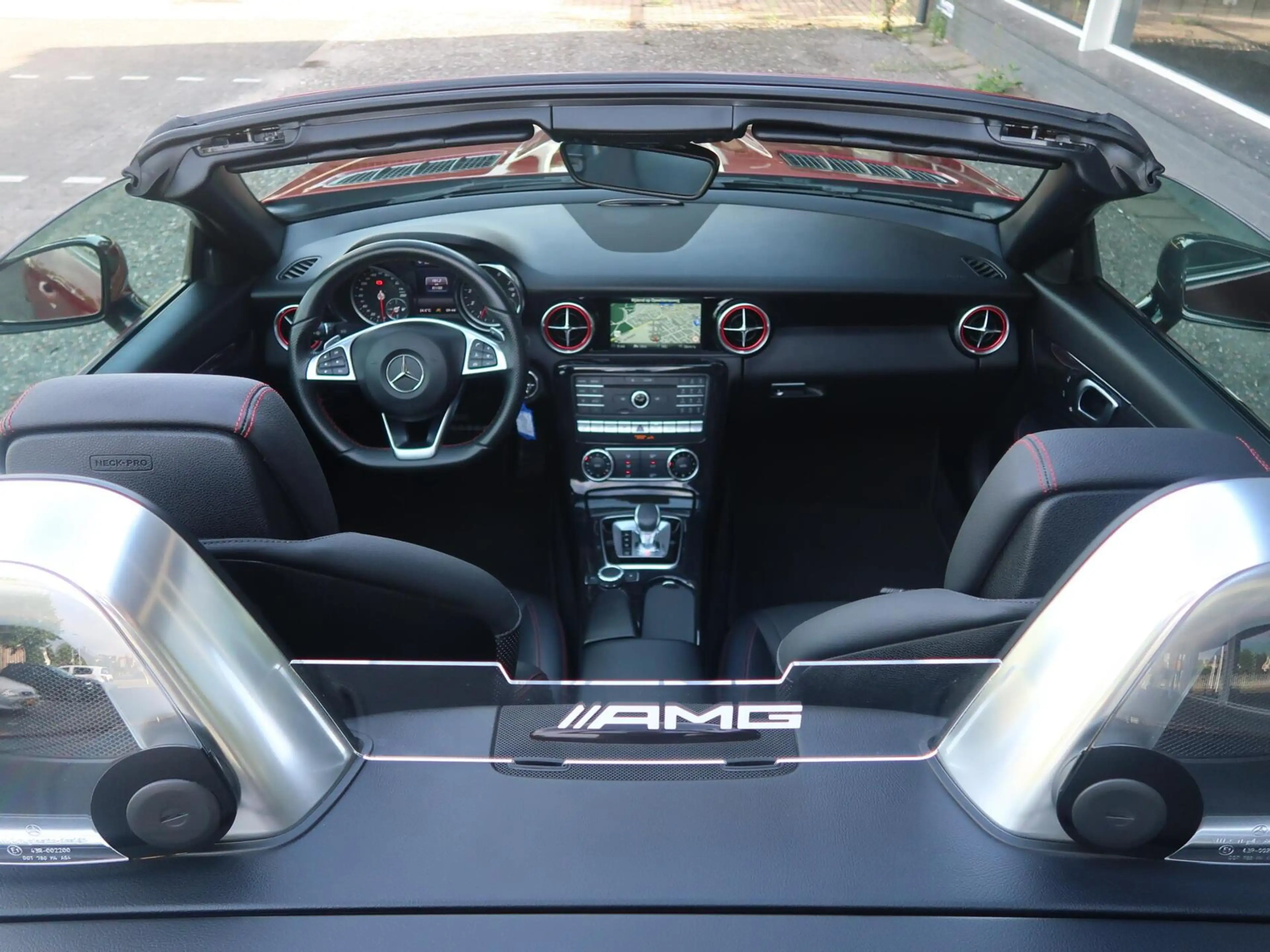 Mercedes-Benz SLC 200 Aut AMG-NIGHT|PANORAMADAK|CAMERA|AIRSCARF|PDC|LED| — photo 9