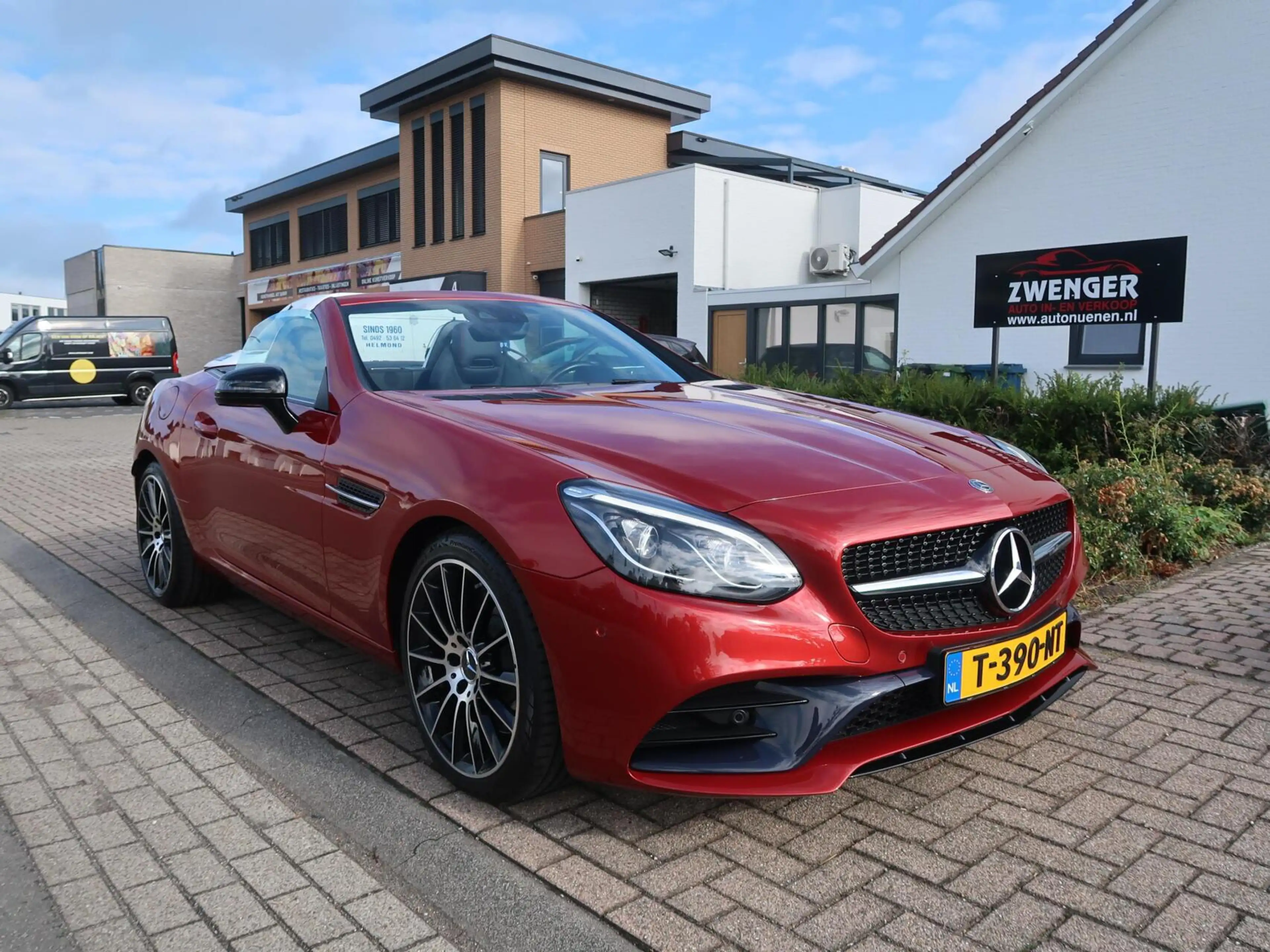 Mercedes-Benz SLC 200 Aut AMG-NIGHT|PANORAMADAK|CAMERA|AIRSCARF|PDC|LED| — photo 4