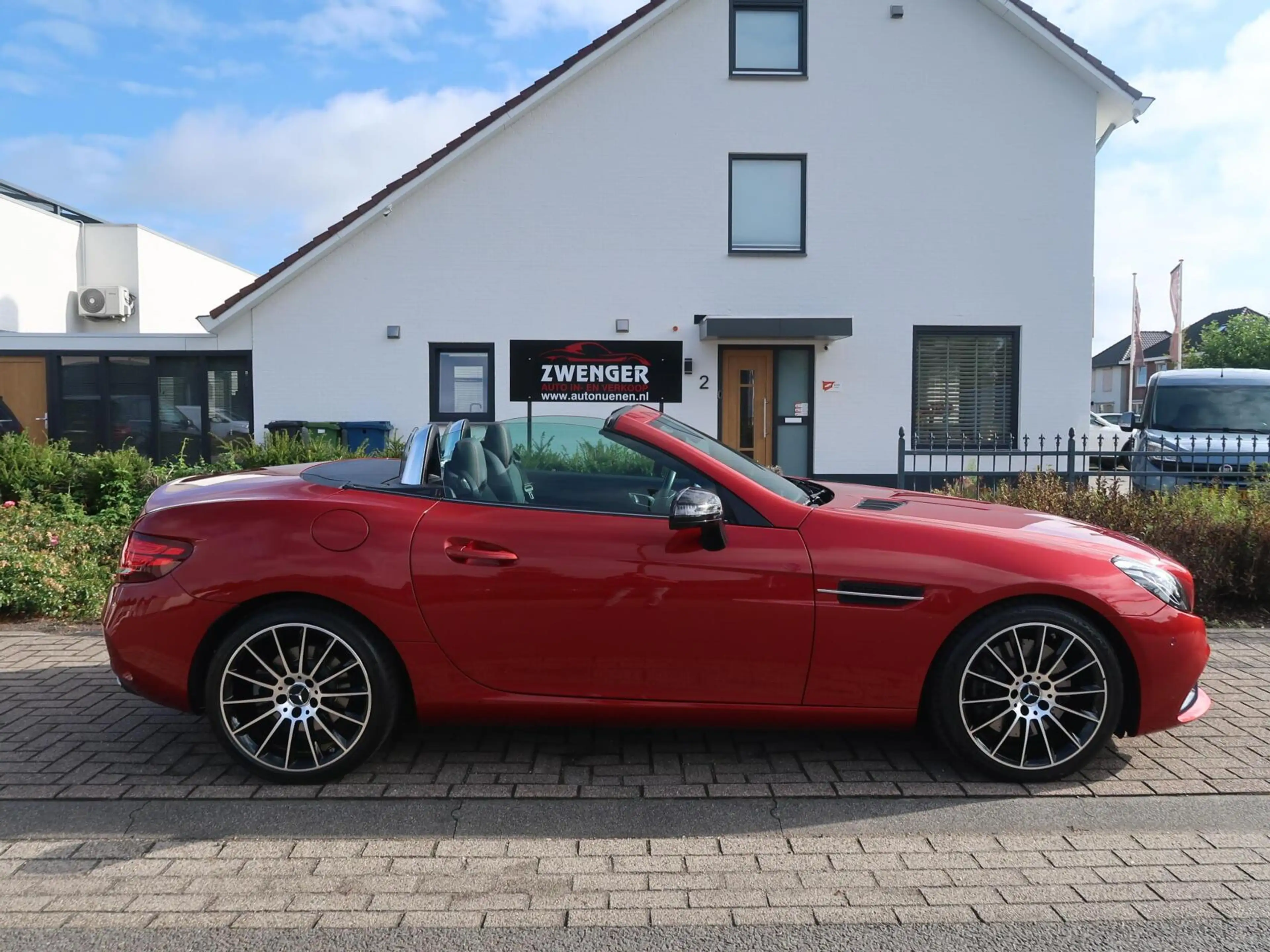 Mercedes-Benz SLC 200 Aut AMG-NIGHT|PANORAMADAK|CAMERA|AIRSCARF|PDC|LED| — photo 5