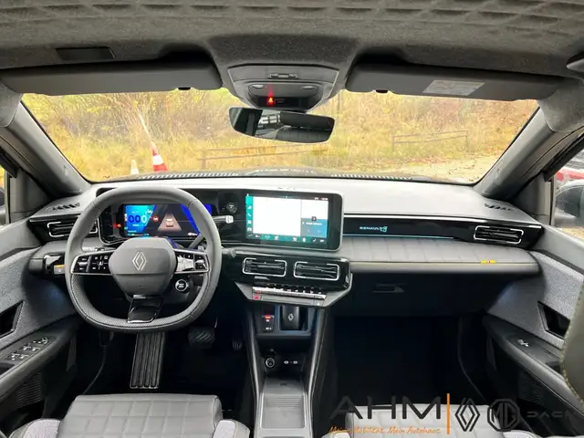 Renault Electric 150 view 13