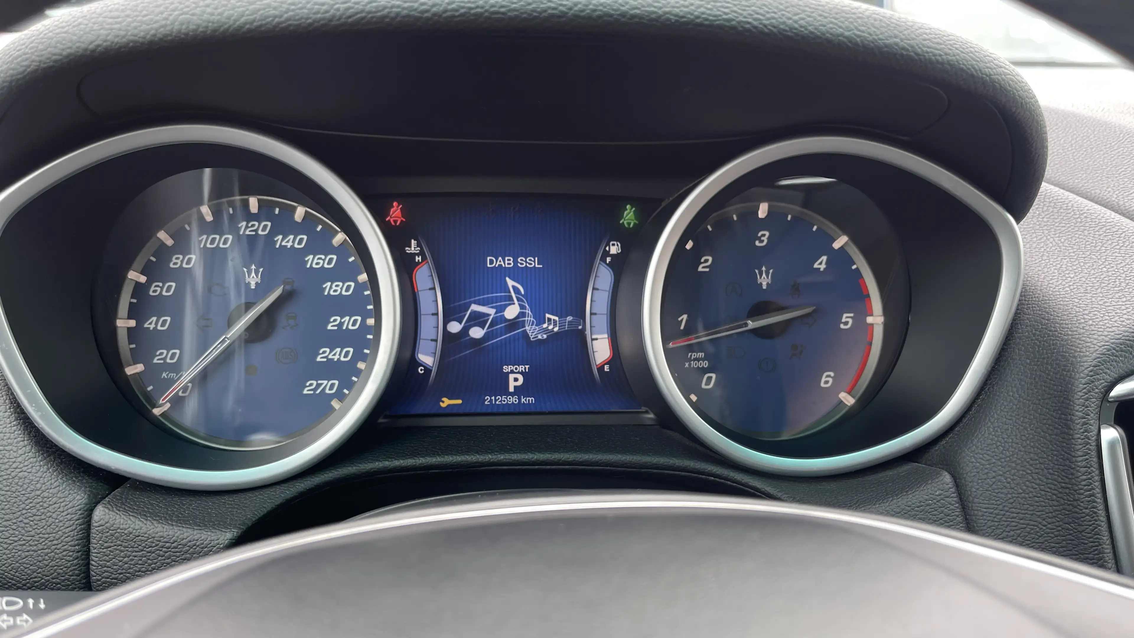 Maserati Ghibli Diesel Automatik , Leder braun, Soundmodul - — photo 11