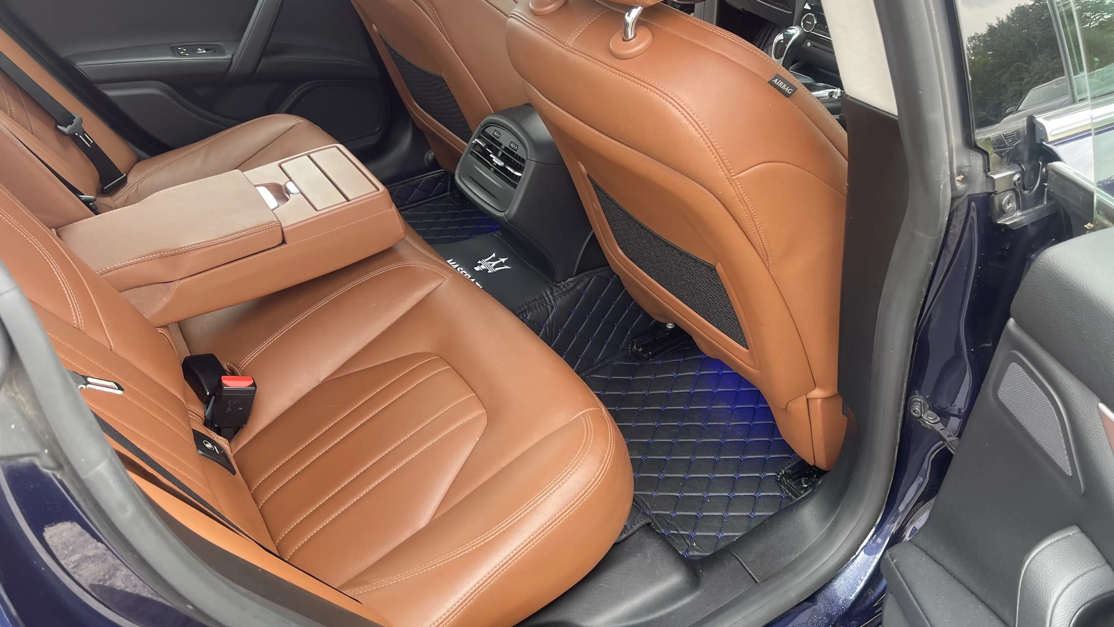 Maserati Ghibli Diesel Automatik , Leder braun, Soundmodul - — photo 9