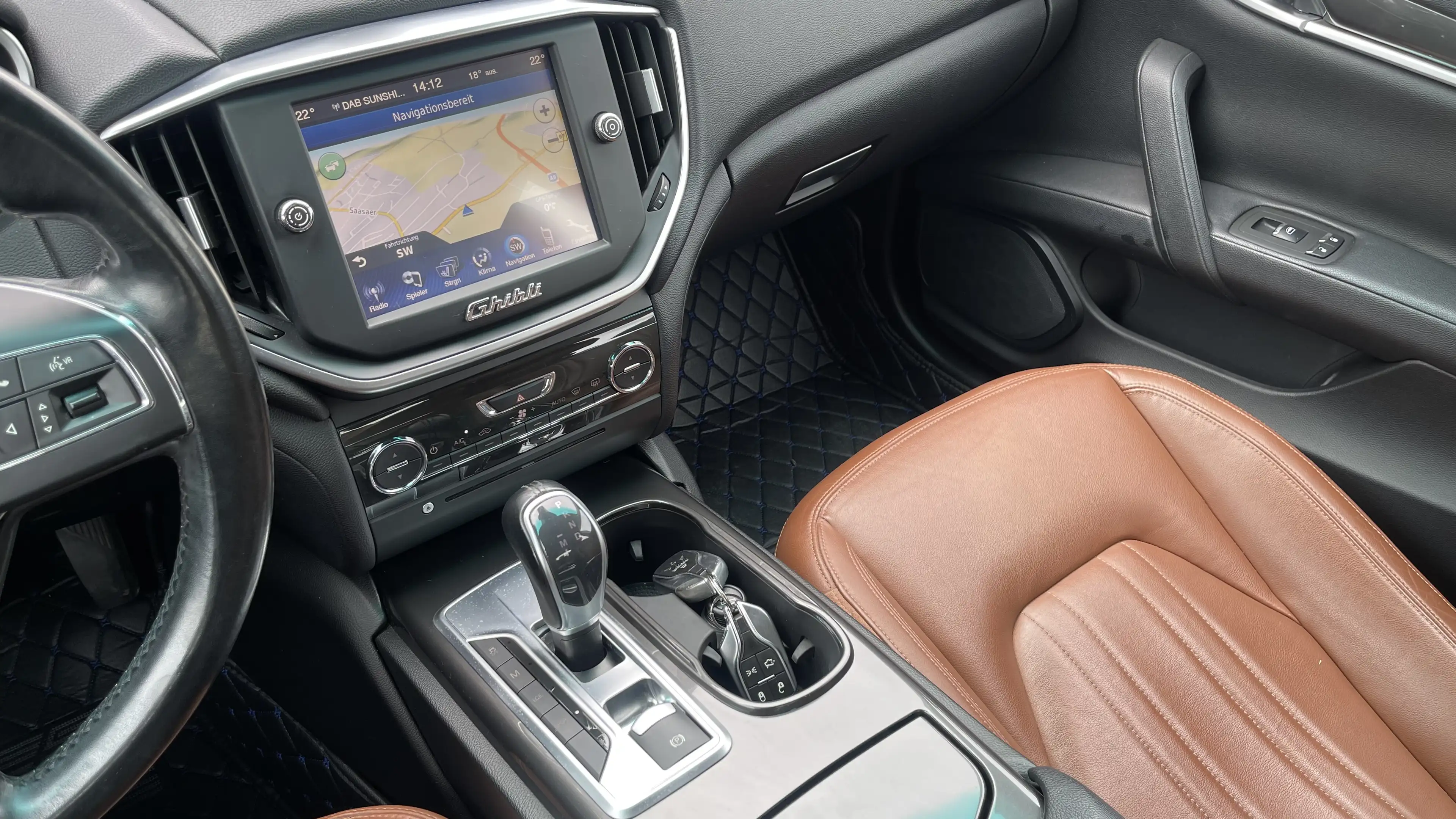 Maserati Ghibli Diesel Automatik , Leder braun, Soundmodul - — photo 12