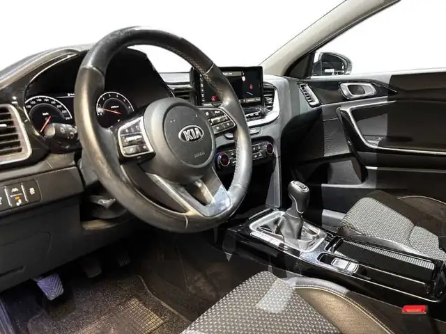 Kia Xceed view 11