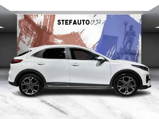 Kia Xceed view 3