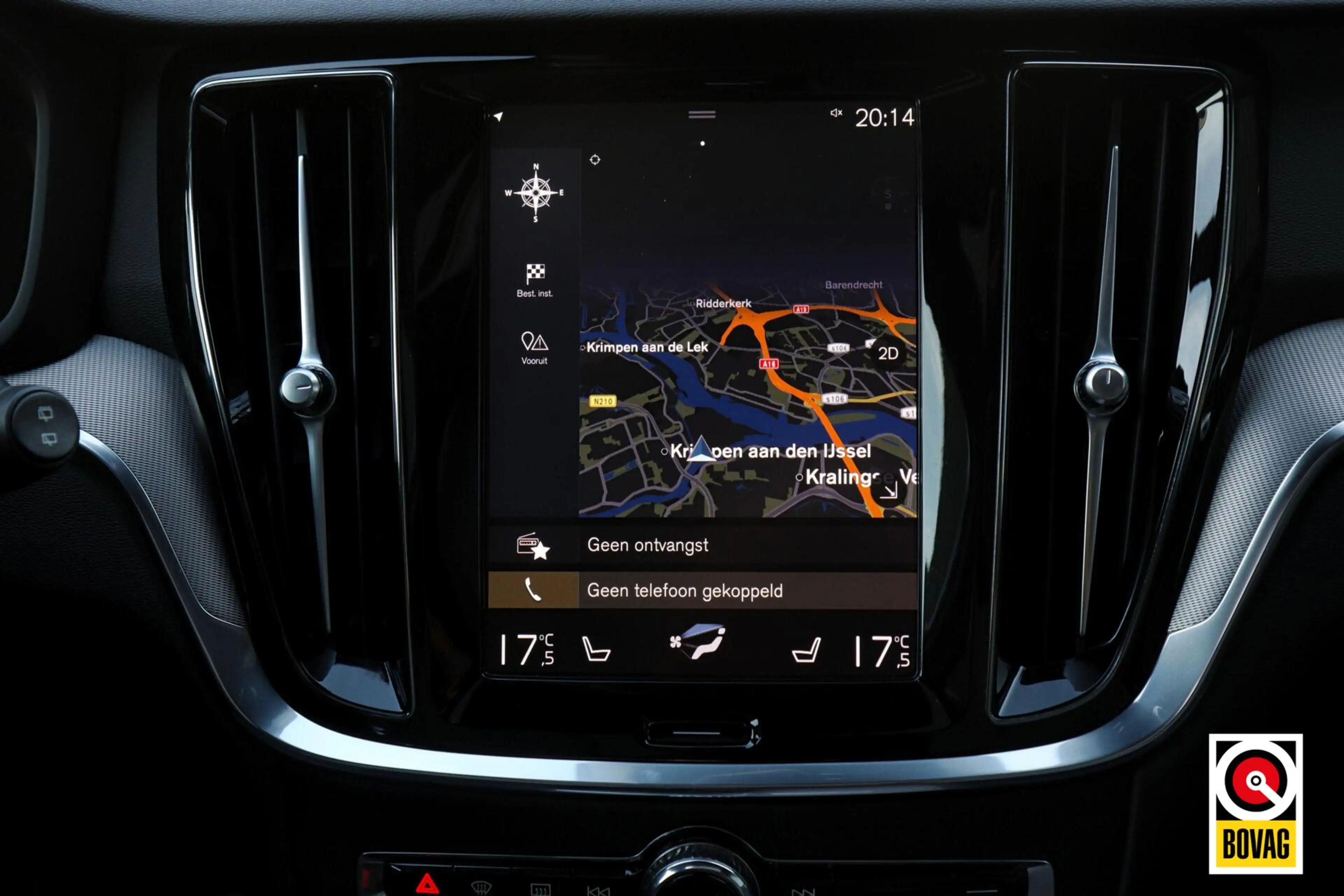 Volvo V60 2.0 T5 R-Design |LED|PANO|HARMAN-KARDON|CAMERA|MEM — photo 13