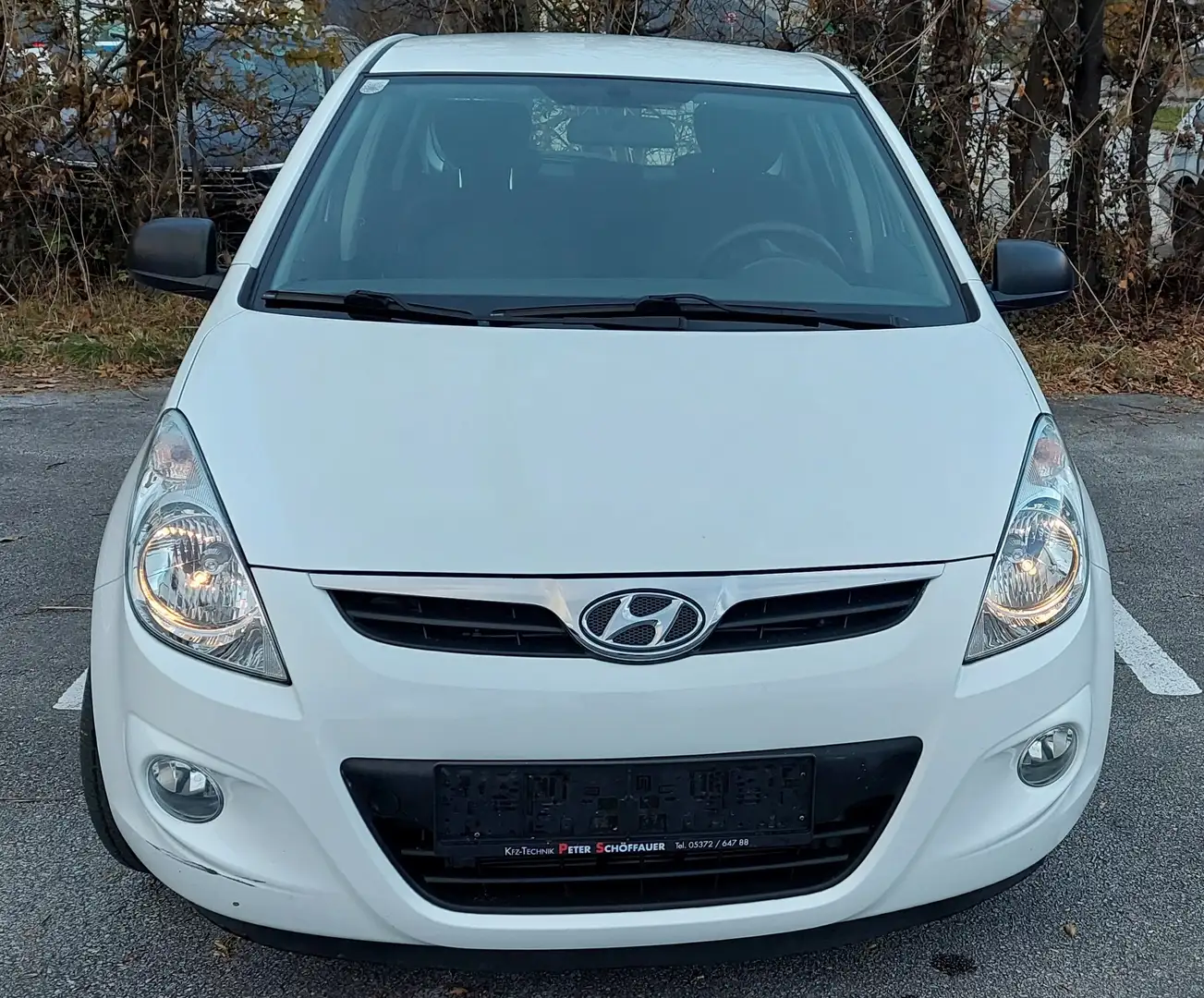 Hyundai i20 i20 1,25 Life Weiß - 1