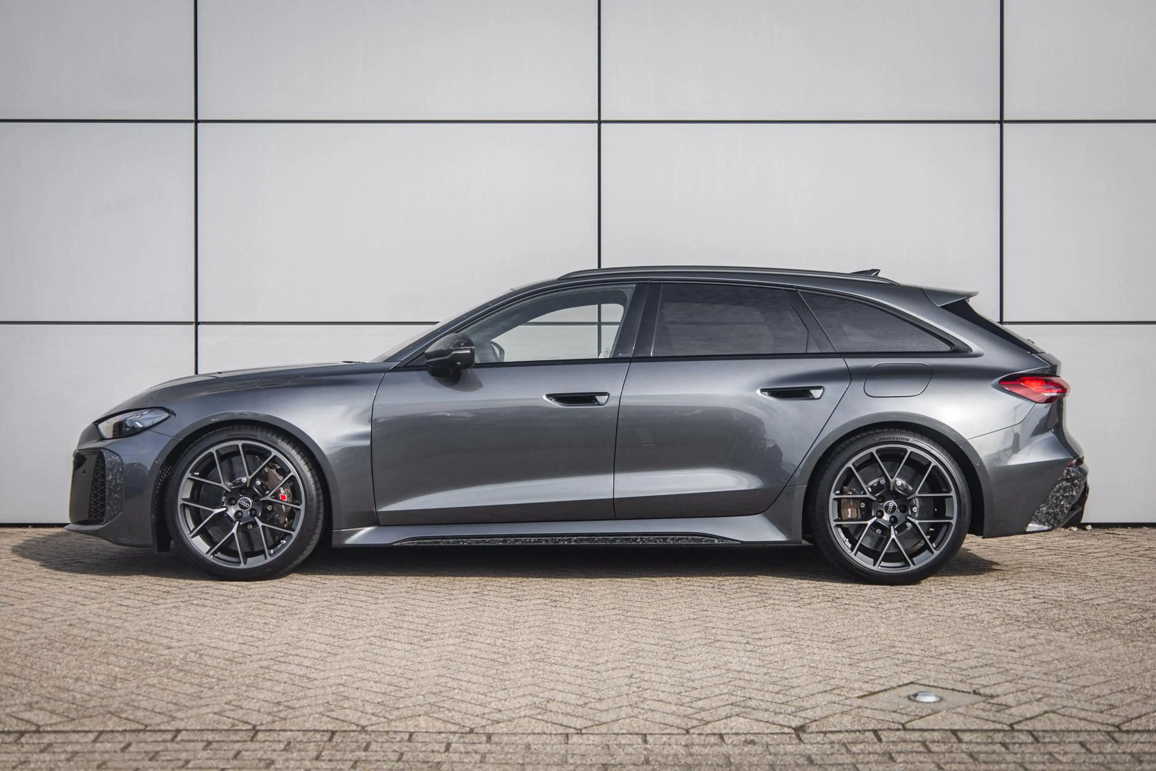 Audi RS5 Avant 2.9 e-hybrid 639pk quattro | Keramisch | Car — photo 9