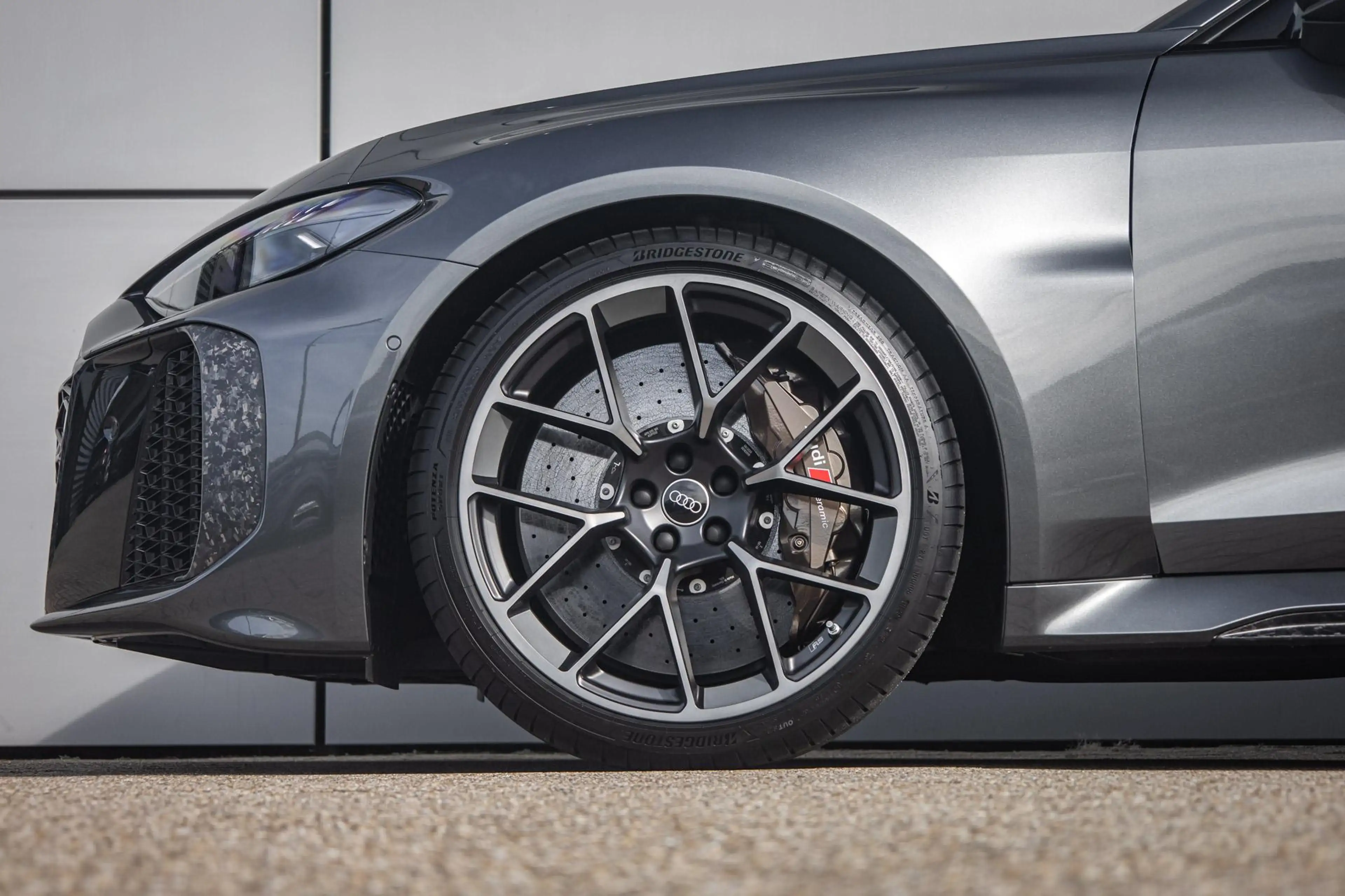 Audi RS5 Avant 2.9 e-hybrid 639pk quattro | Keramisch | Car — photo 12