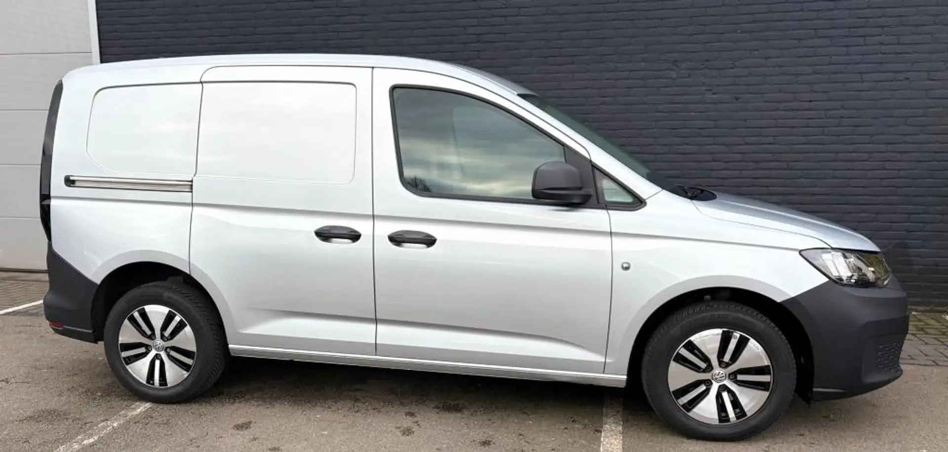 Volkswagen Caddy Cargo 2.0 TDI Comfort Gris - 2
