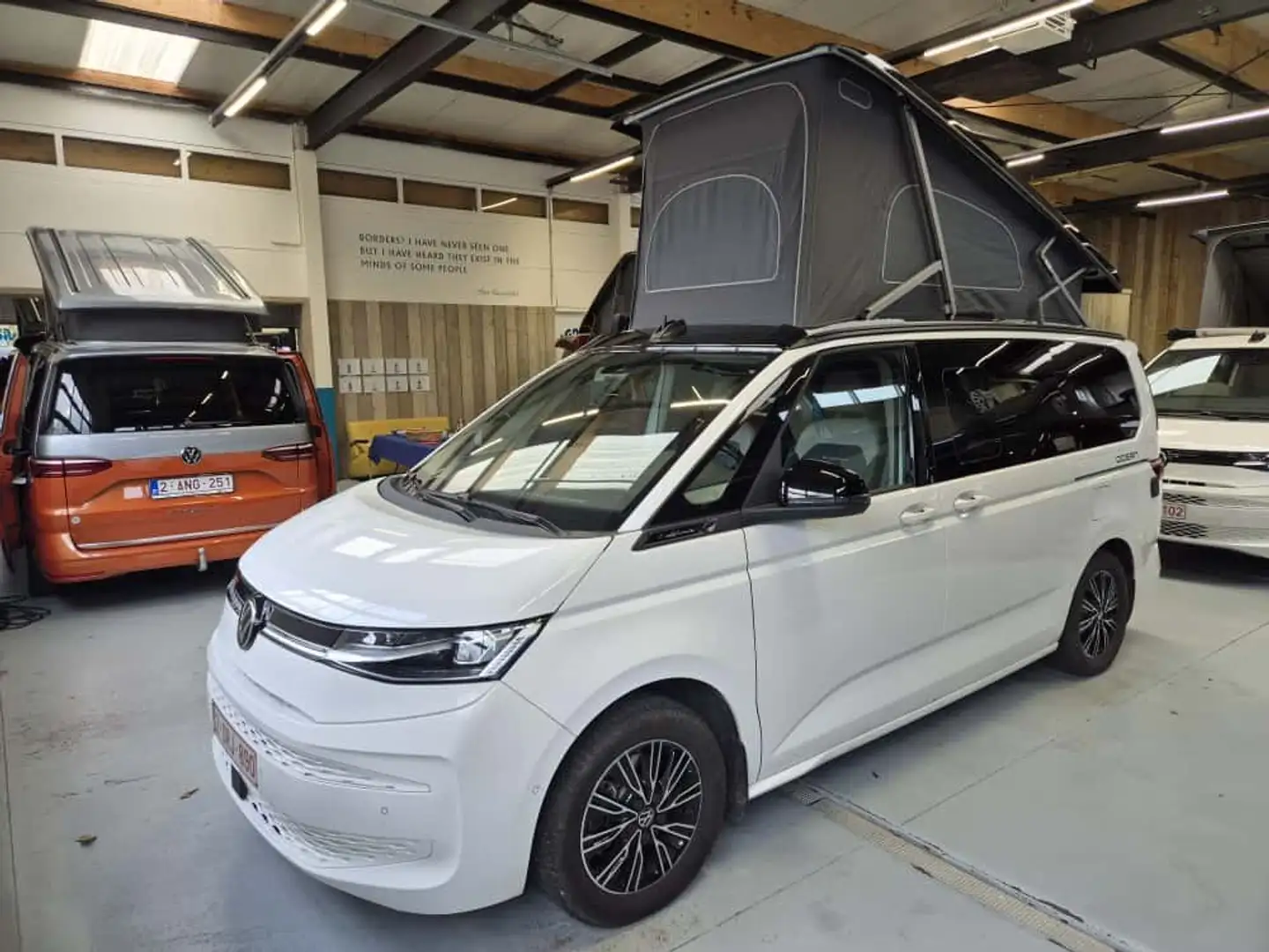 Volkswagen T7 California OCEAN 2.0 TDI DSG Blanc - 1