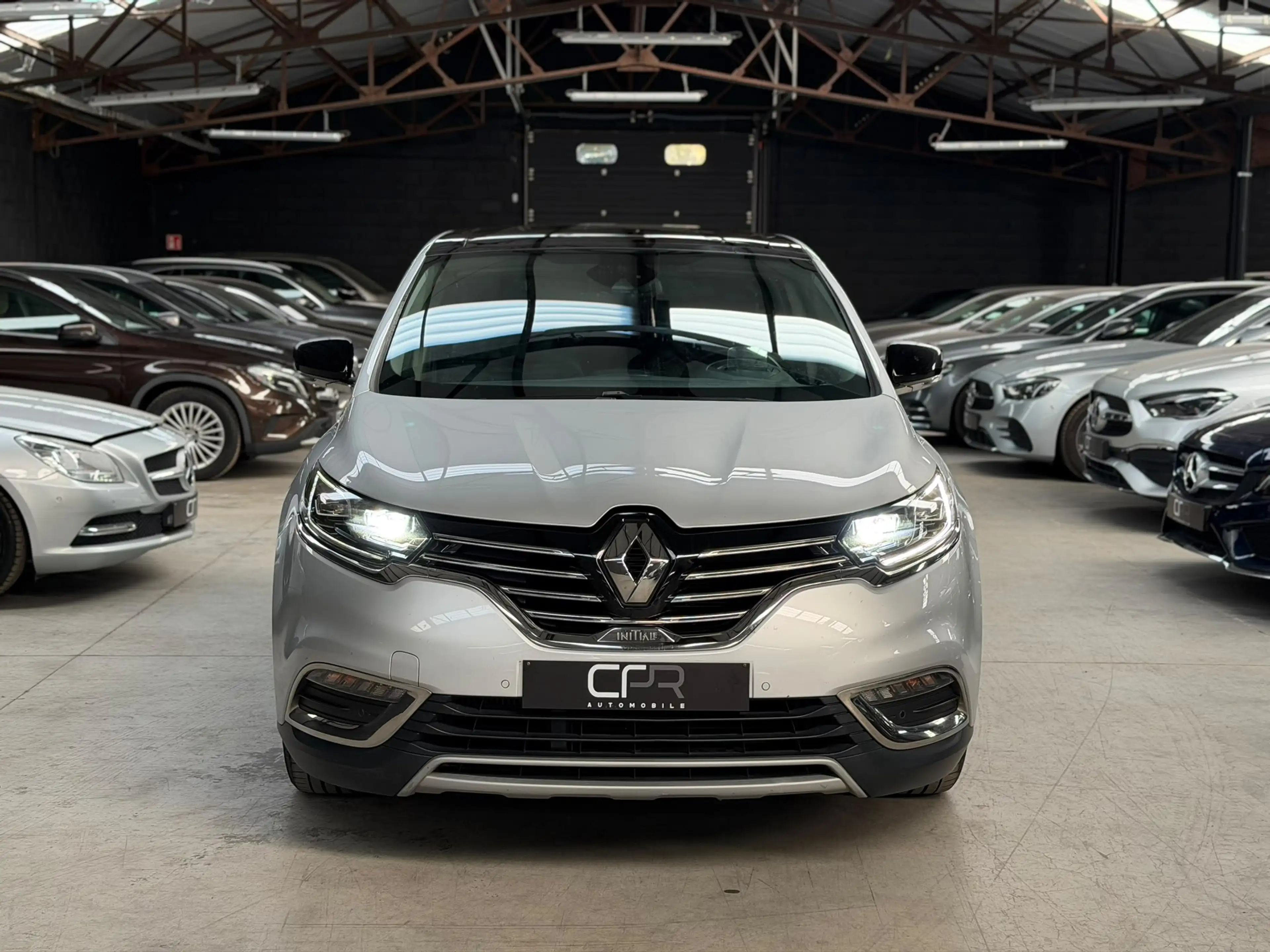 Renault Espace 1.6 dCi Initiale Paris *7pl * PANO * CAMERA * GPS * — photo 2