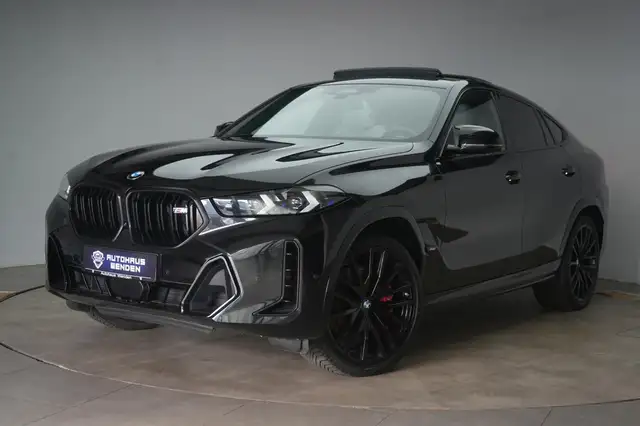 BMW X6 view 3