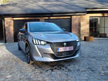 208 Elektromotor 136 GT Pack