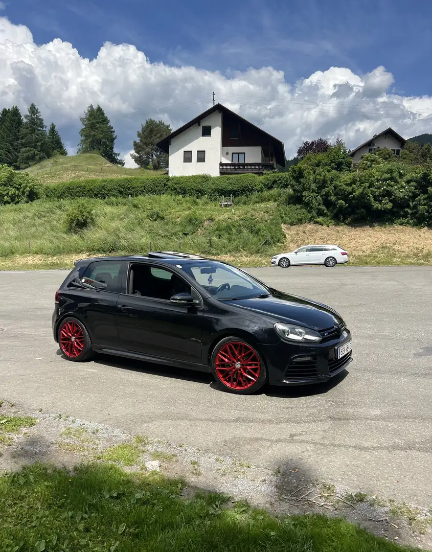Volkswagen Golf R Schwarz - 1