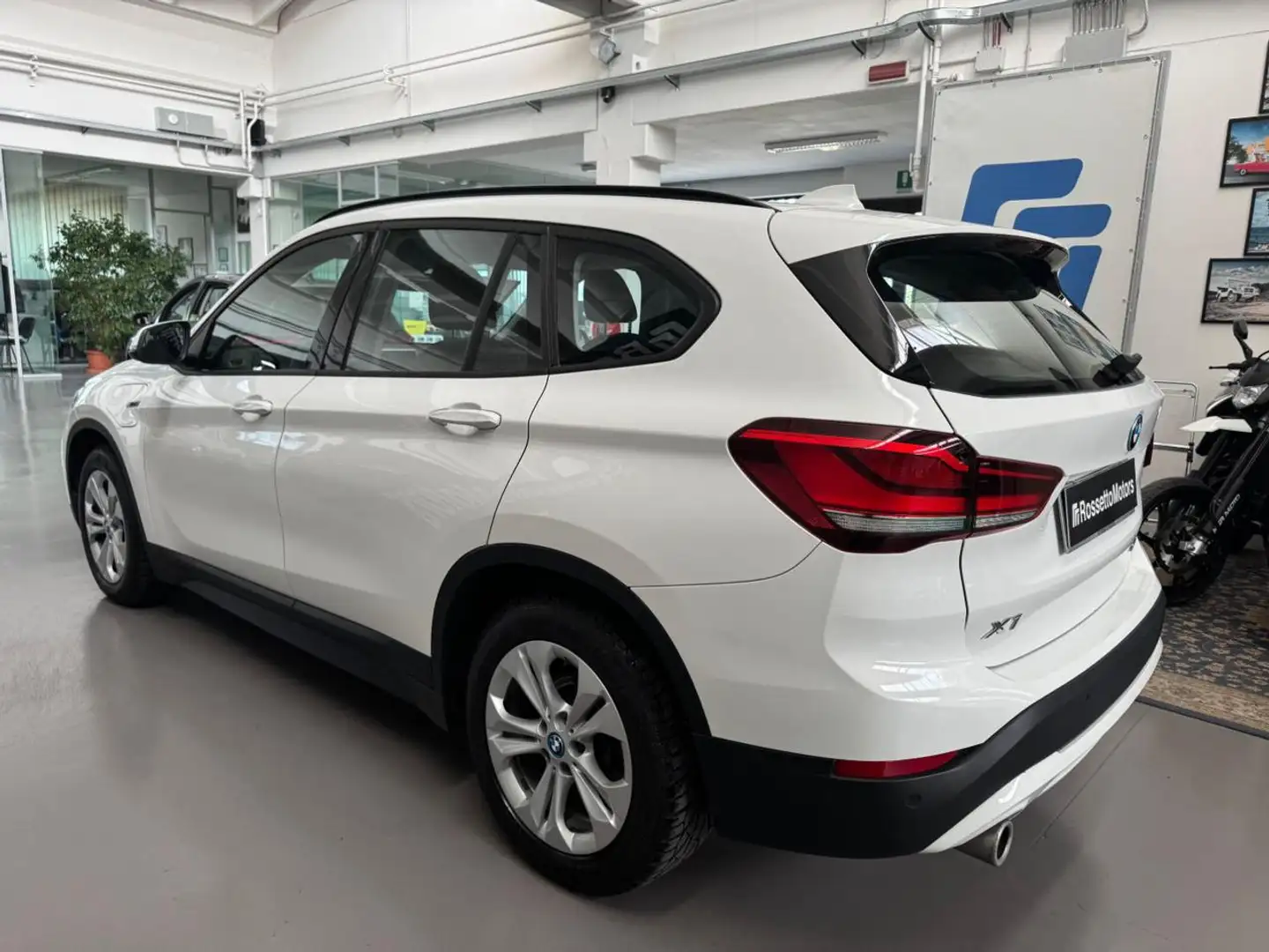 BMW X1 xDrive25e Business Advantage Bianco - 2