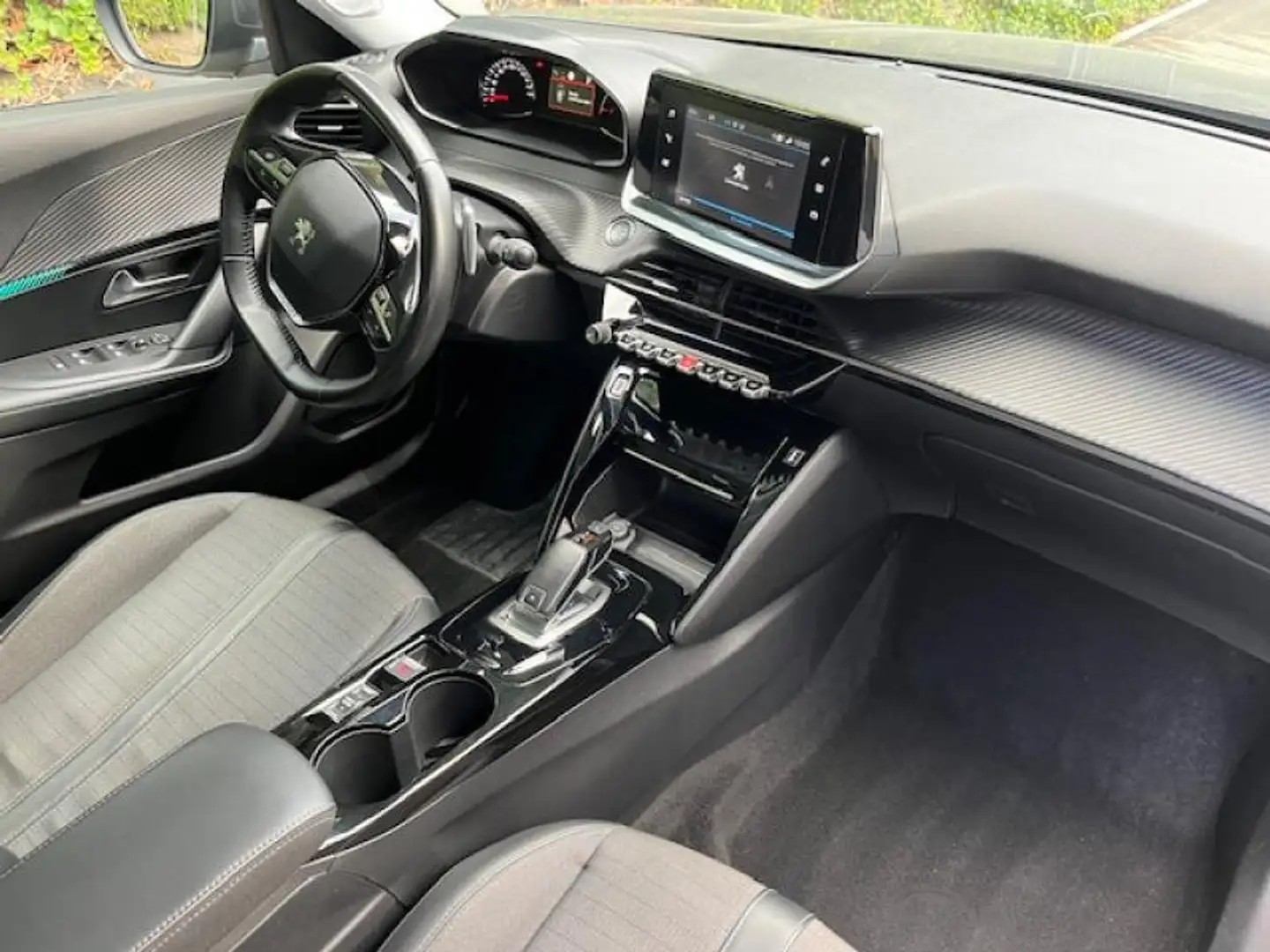 Peugeot 2008 Allure Gris - 2
