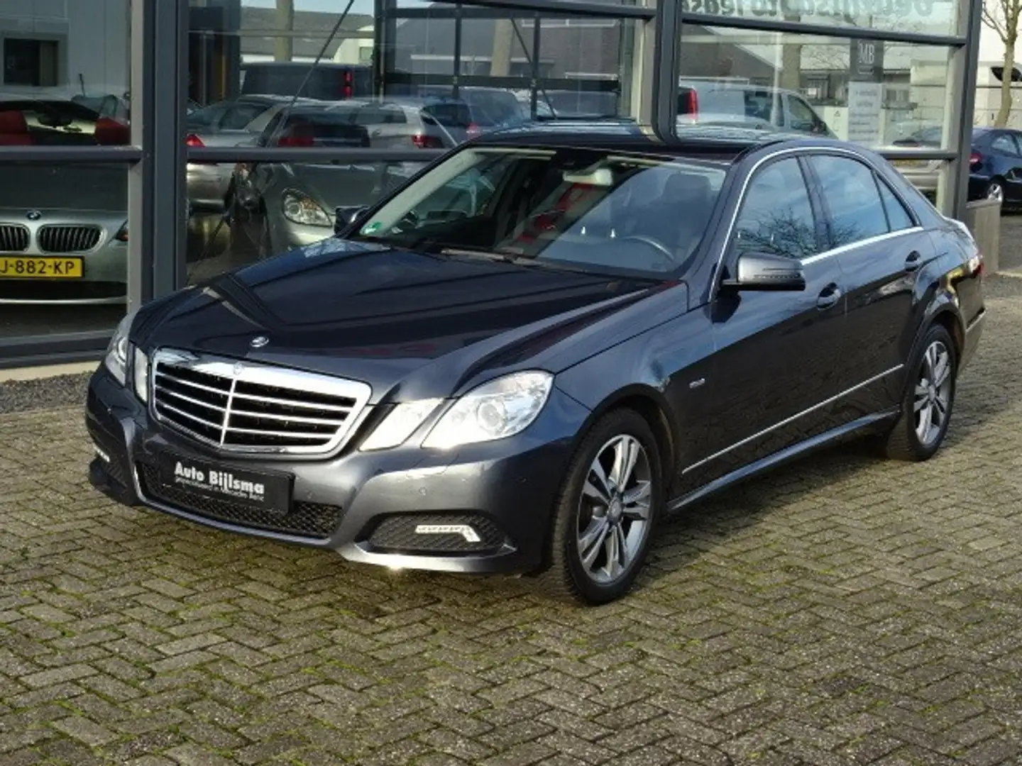 Mercedes-Benz E 200 CGI Avantgarde - 2