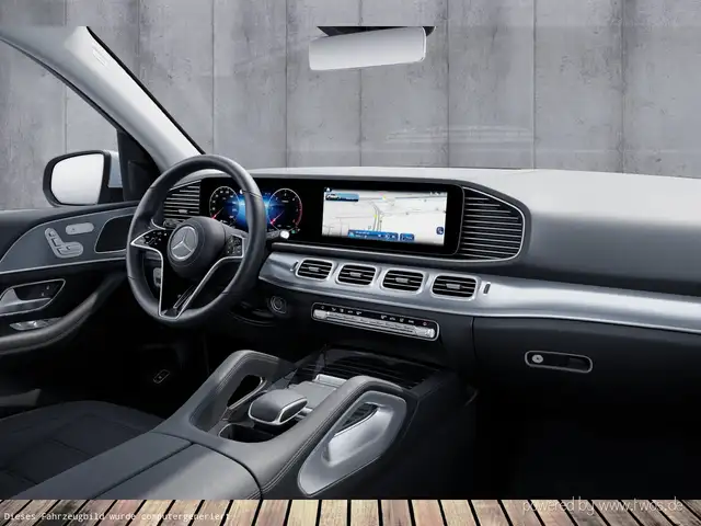 Mercedes-Benz GLE view 10