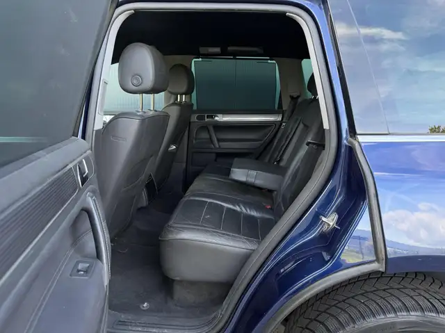 Volkswagen Touareg view 19