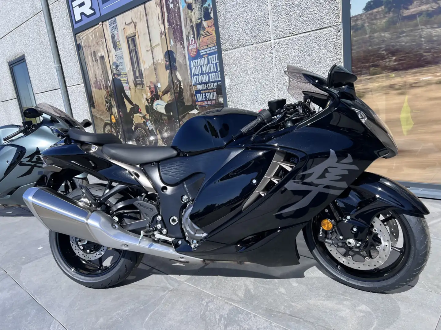 Suzuki Hayabusa 1300 Fekete - 1